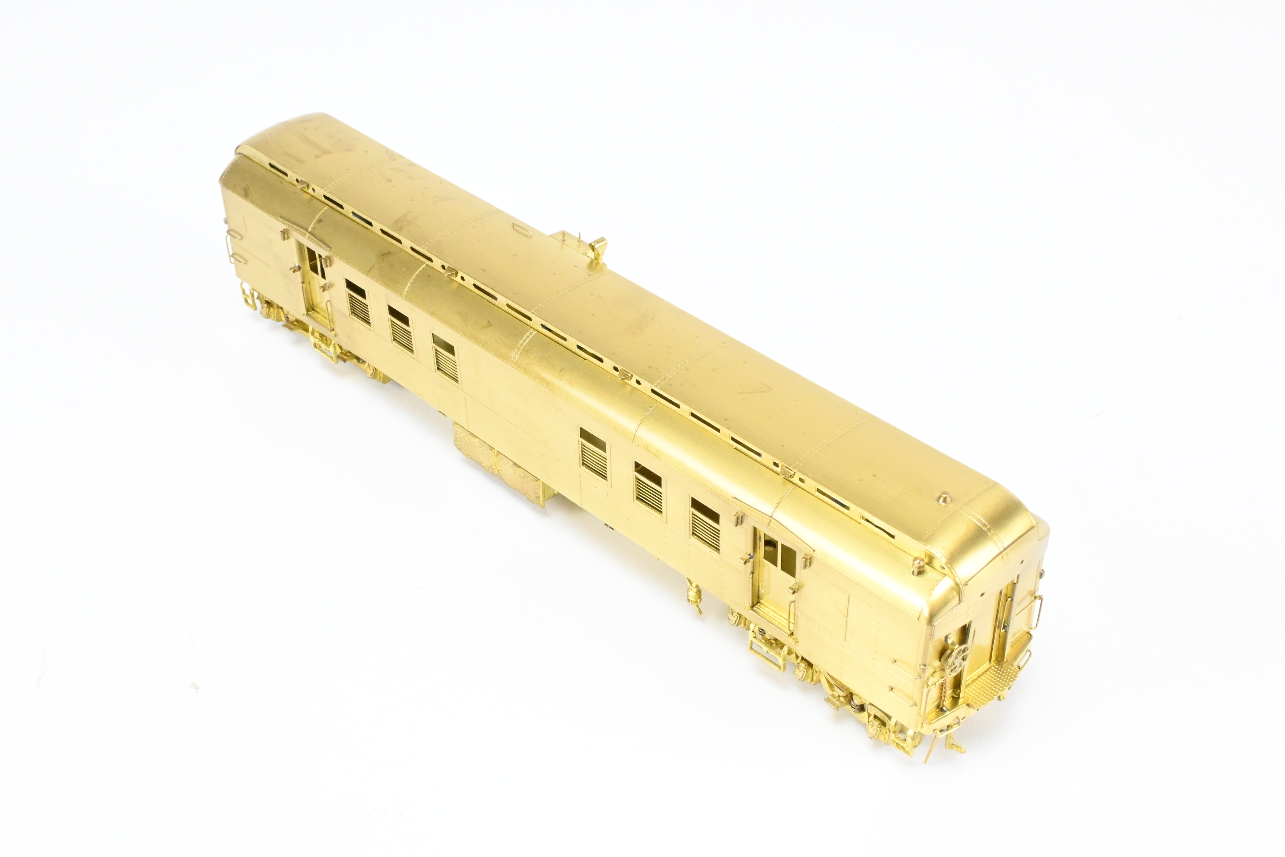 HO Brass Oriental Limited Great Northern 60-Foot RPO Model #25 - 36