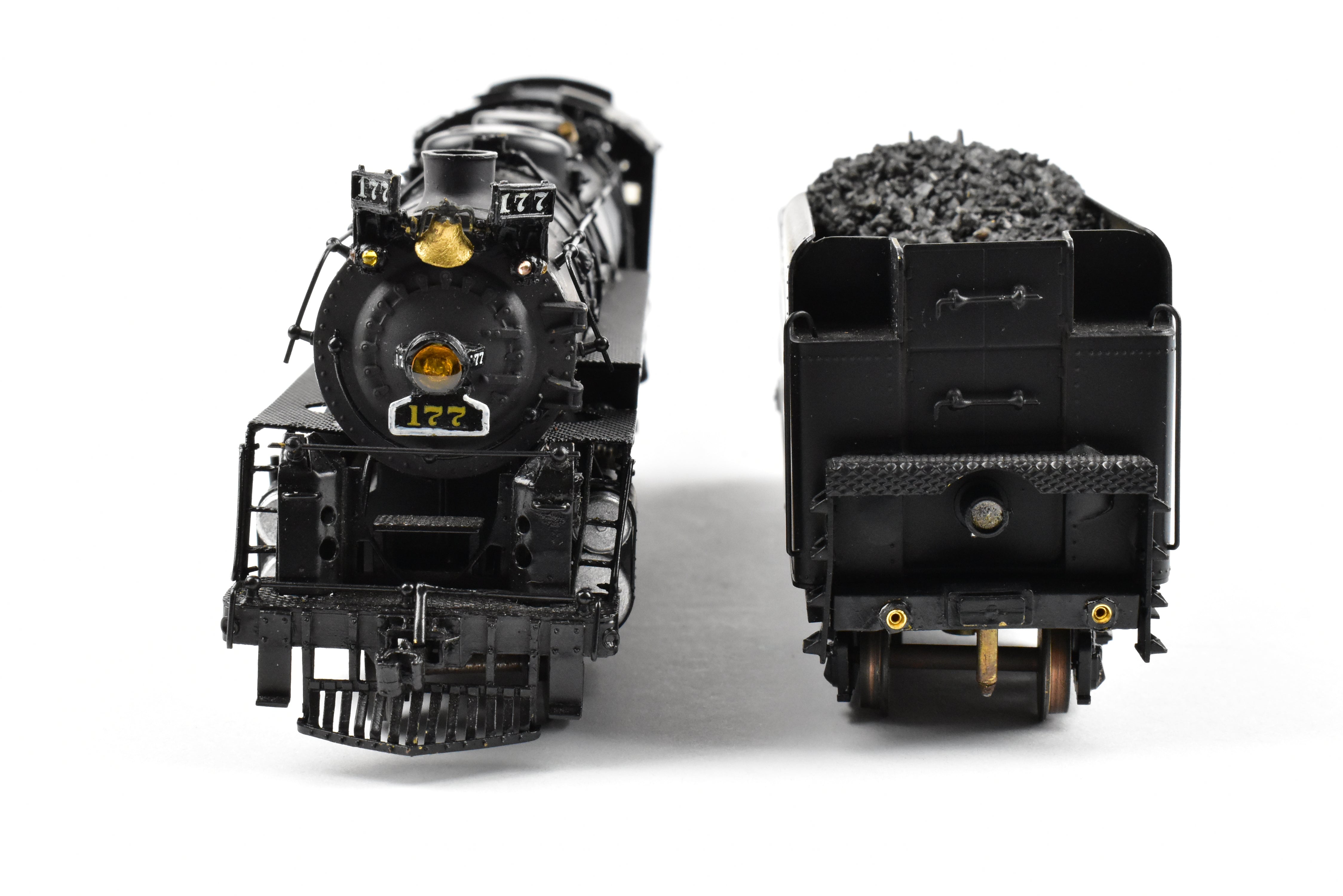 HO Scale Brass Model Train - Nickel Plate Products (NPP), Nickel Plate Road Class L - 1a 4 - 6 - 4 Steam Locomotive without Elephant Ear Smoke Lifters, Comes with Wrong Box