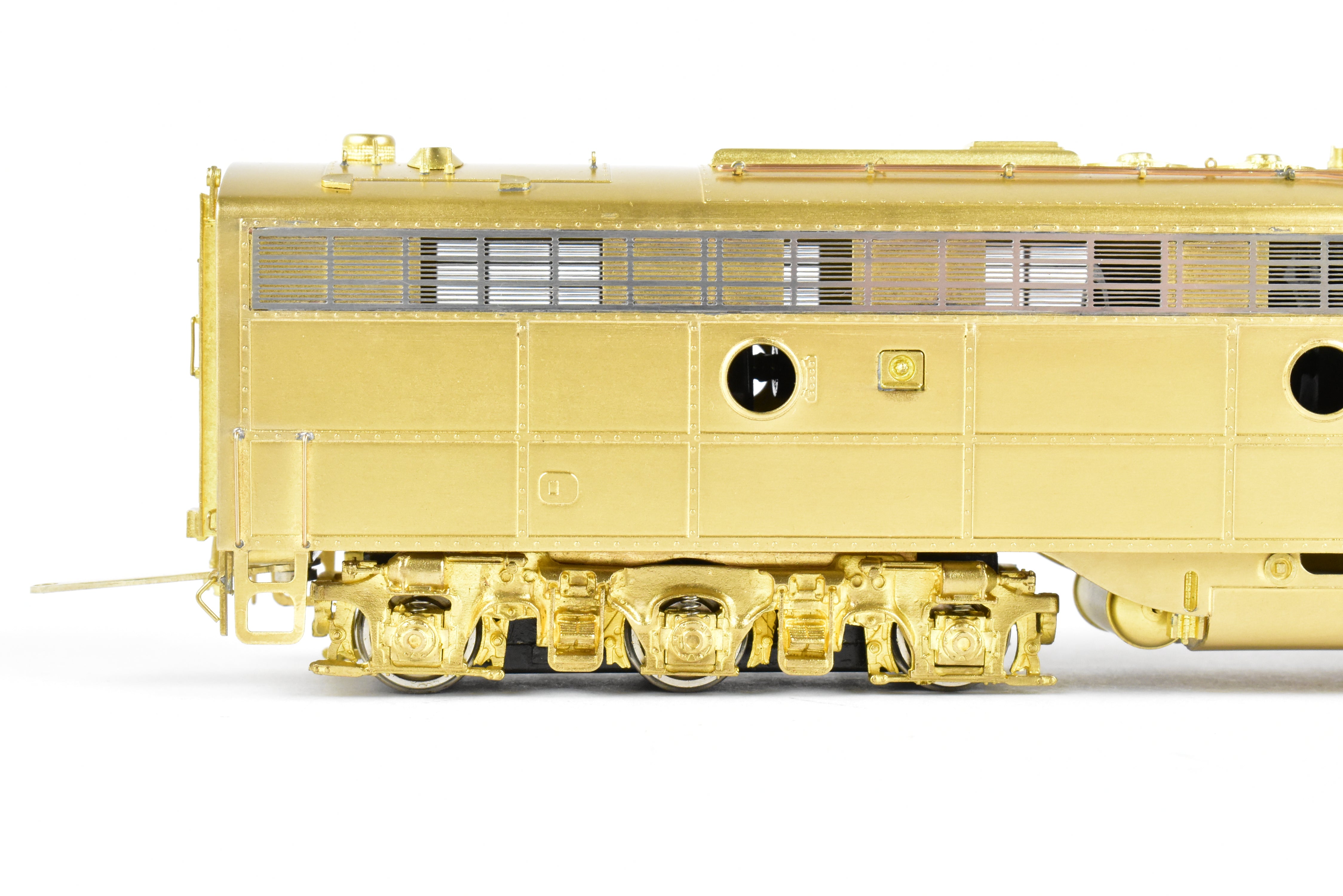 HO Scale Brass Oriental Limited EMD E8A 2250 HP Model with Spare Parts