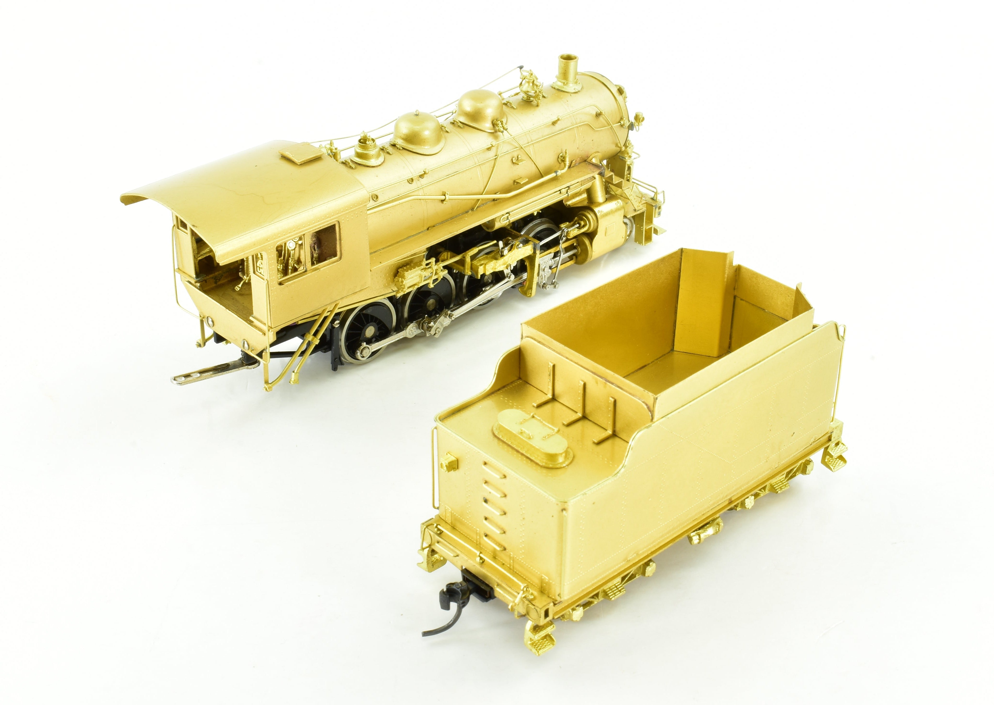 HO Scale Brass NPP NYO&W Class W-2 2-8-0 with Front-Mounted Air Pumps