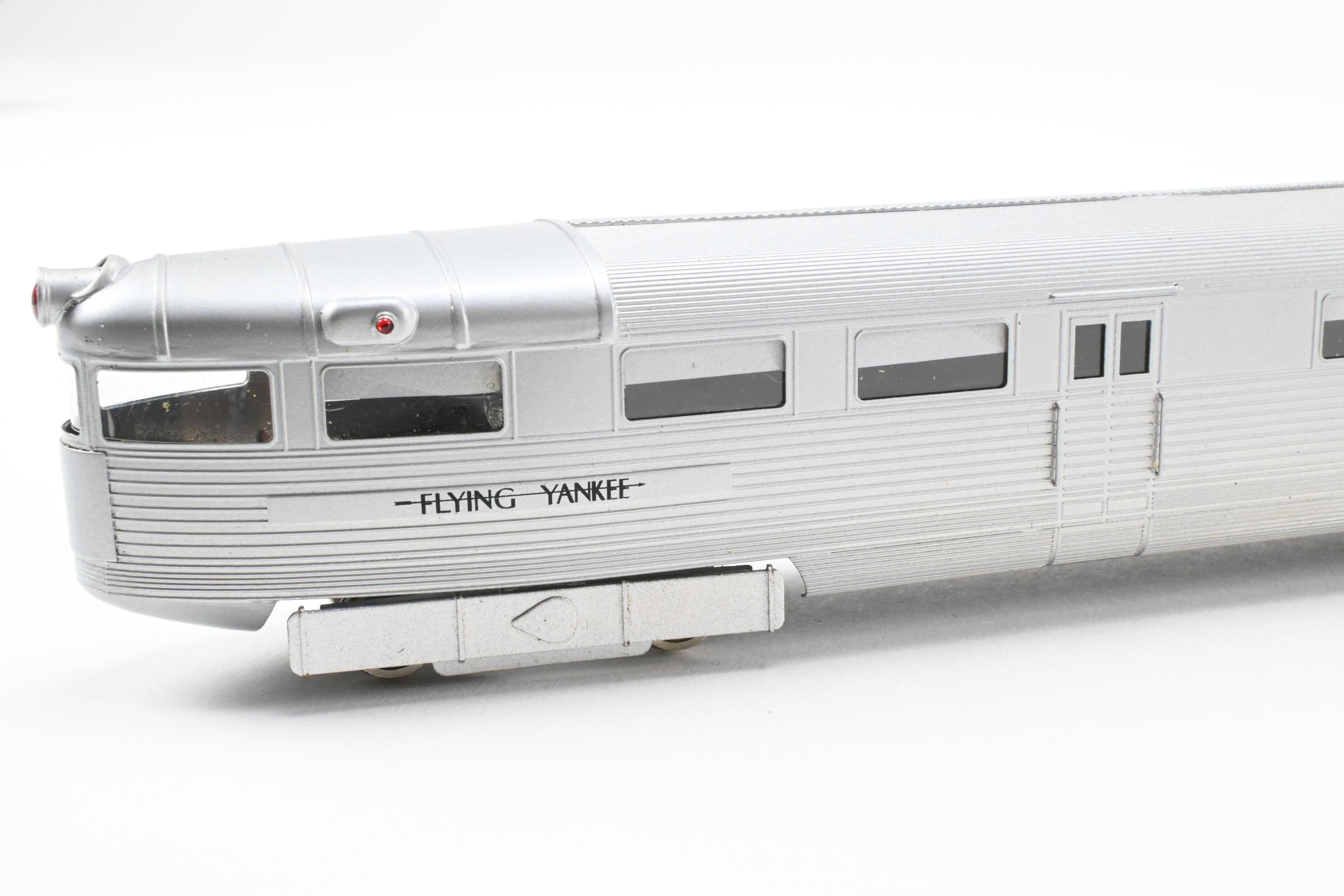 High - Quality HO Scale Custom Brass 3 - Car Train Model of Boston & Maine Flying Yankee Professionally Finished with ESU DCC and Sound System by NJ Custom Brass