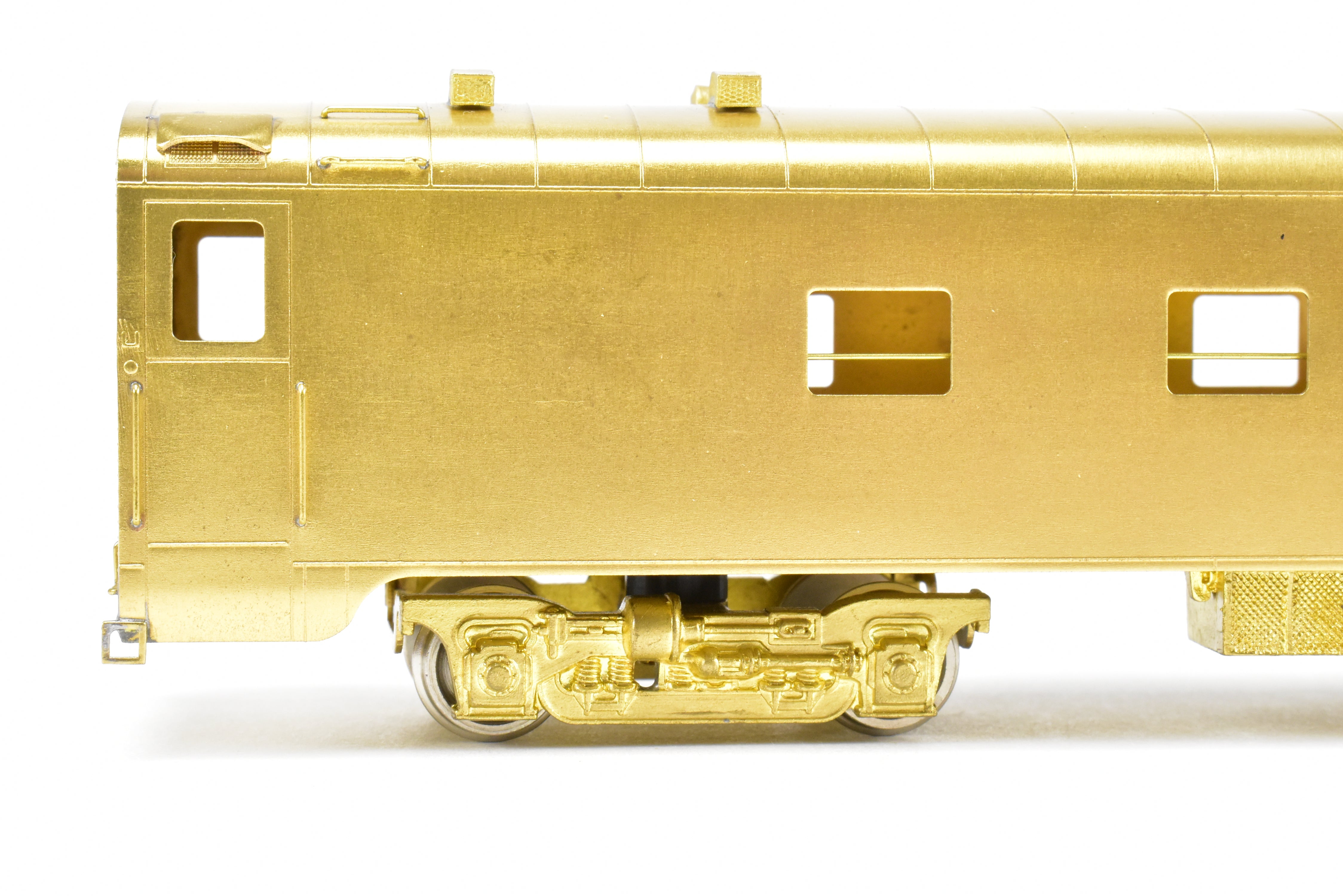 HO Scale Brass Model of the Oriental Limited Northern Pacific North Coast Limited Sleeper Observation Car #390 without Skirts