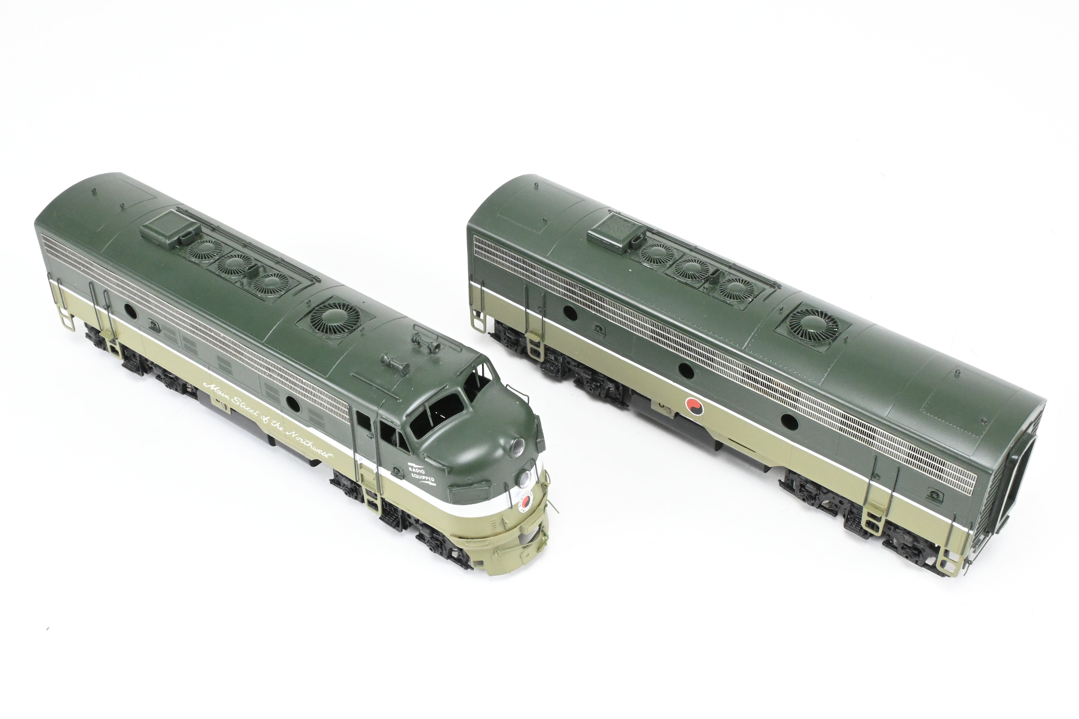HO Scale Brass Model Train Set - Oriental Limited NP - Northern Pacific EMD F9A/F9B with 1750 HP for Passenger Service in Loewy 'Main Street of the Northwest' North Coast Limited Paint Scheme