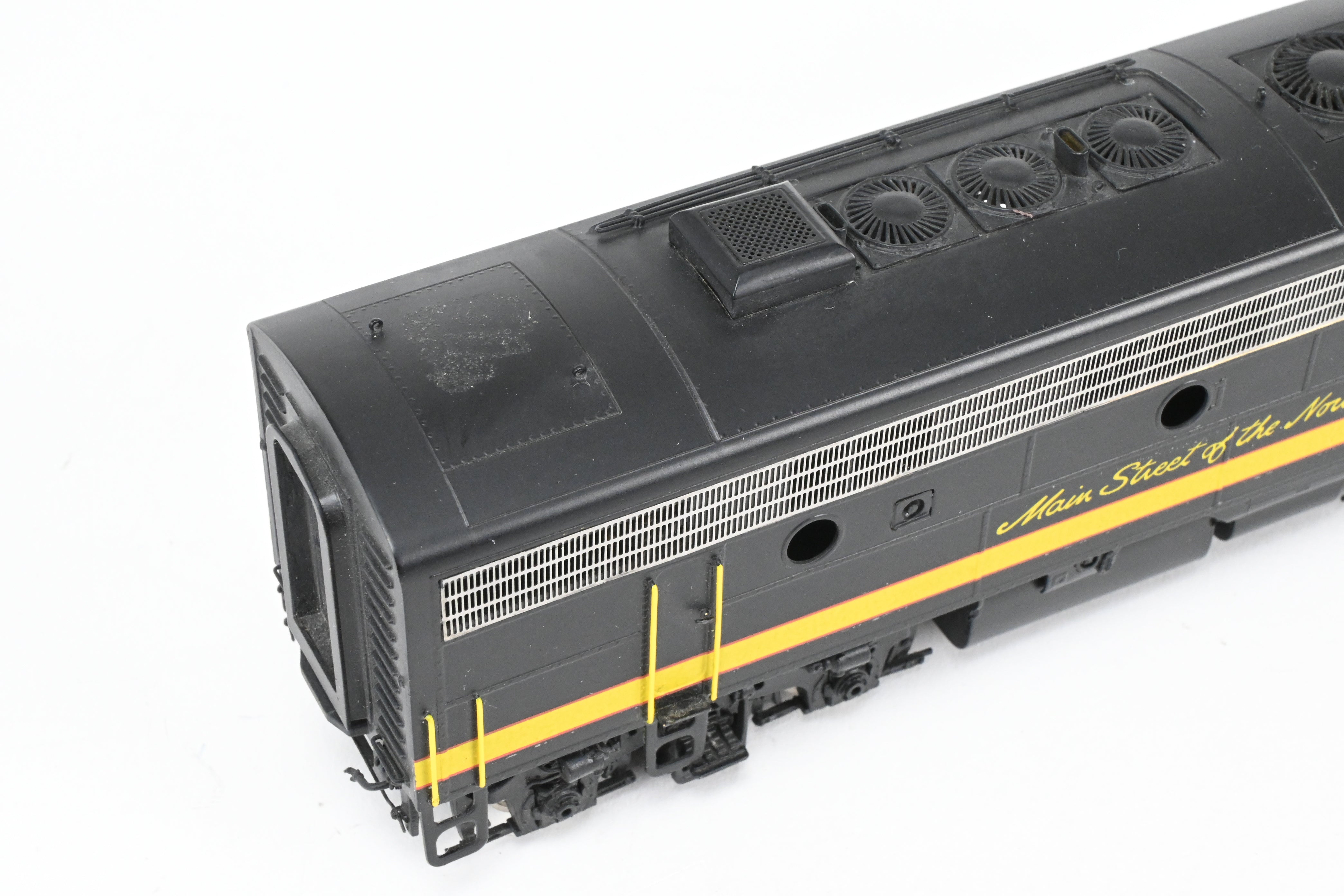 HO Scale Brass Model Train Set - Northern Pacific EMD F9A/F9B/F3B Set in Freight Scheme by Oriental Limited