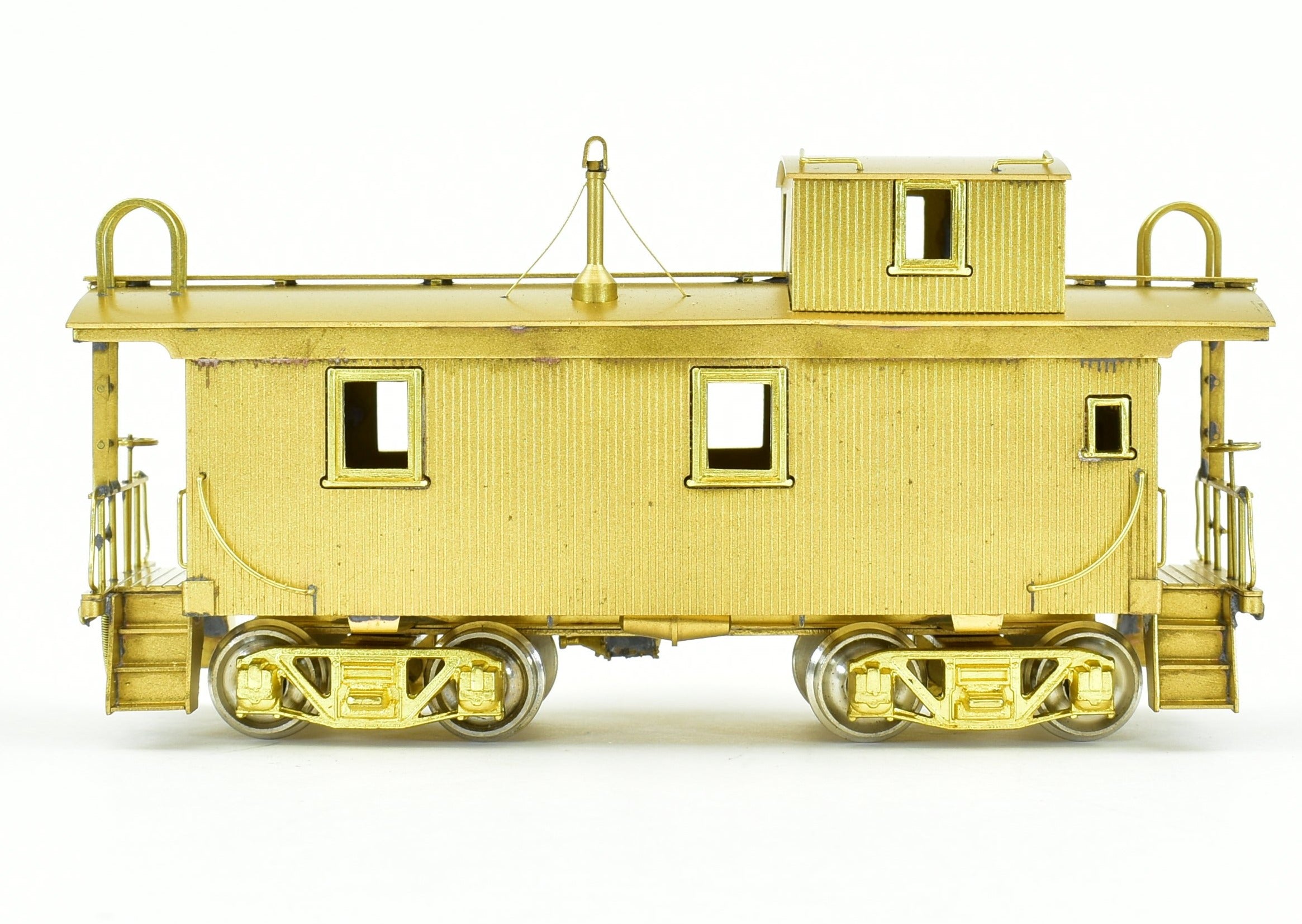 HO Scale Brass Model of Northwest Short Line (NWSL) and Northern Pacific (NP) Wood Caboose with Original Platform Arrangement