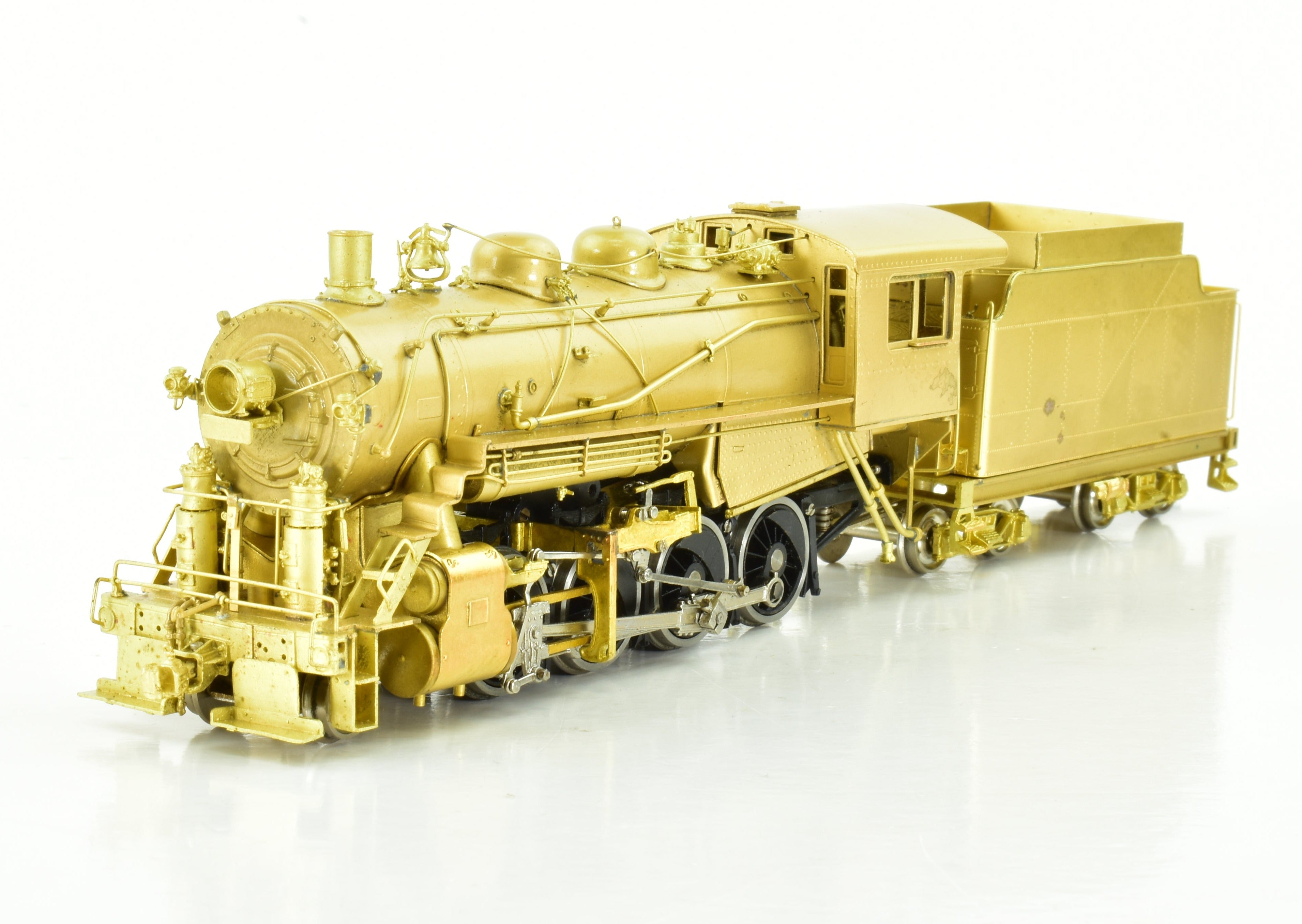 HO Scale Brass NPP NYO&W Class W-2 2-8-0 with Front-Mounted Air Pumps