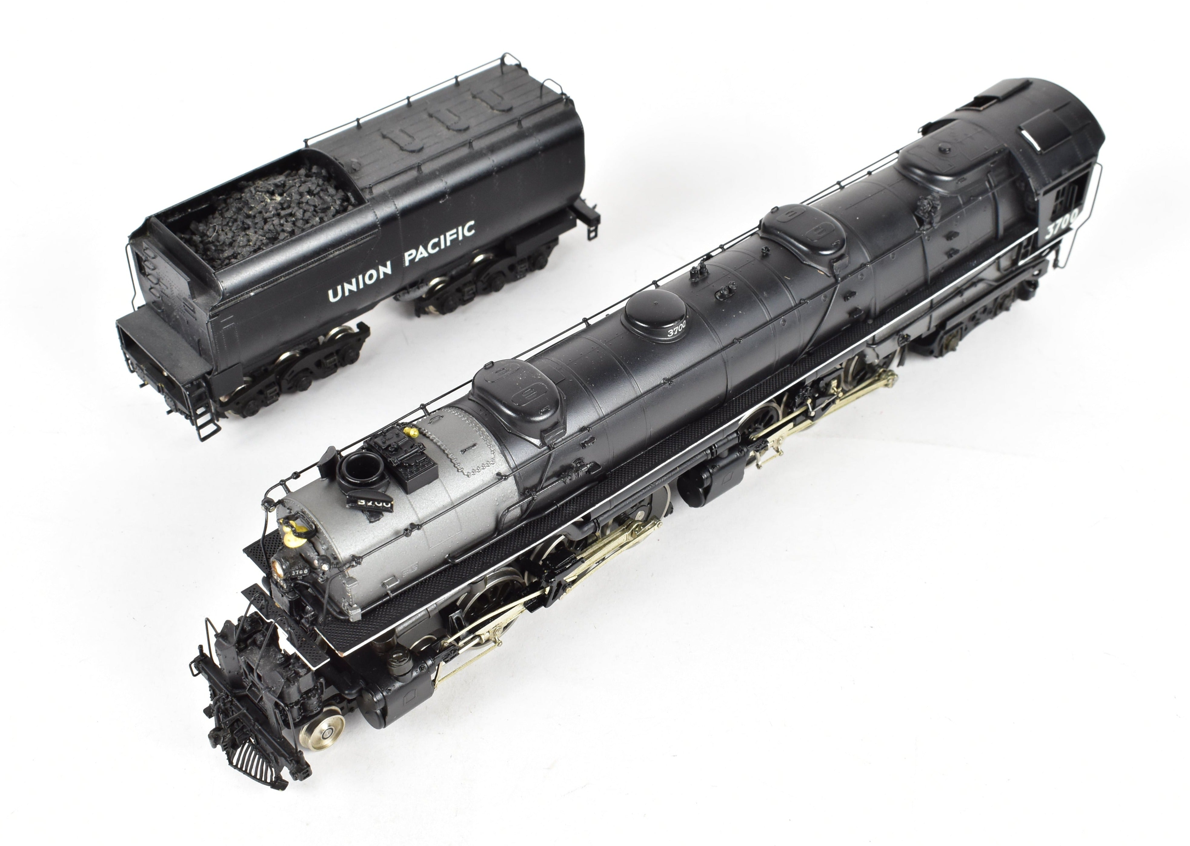 HO Brass Key Imports UP - 1984 Union Pacific 3700 Class 4-6-6-4 Challenger Coal Locomotive, C.S. No. 23 Factory Painted