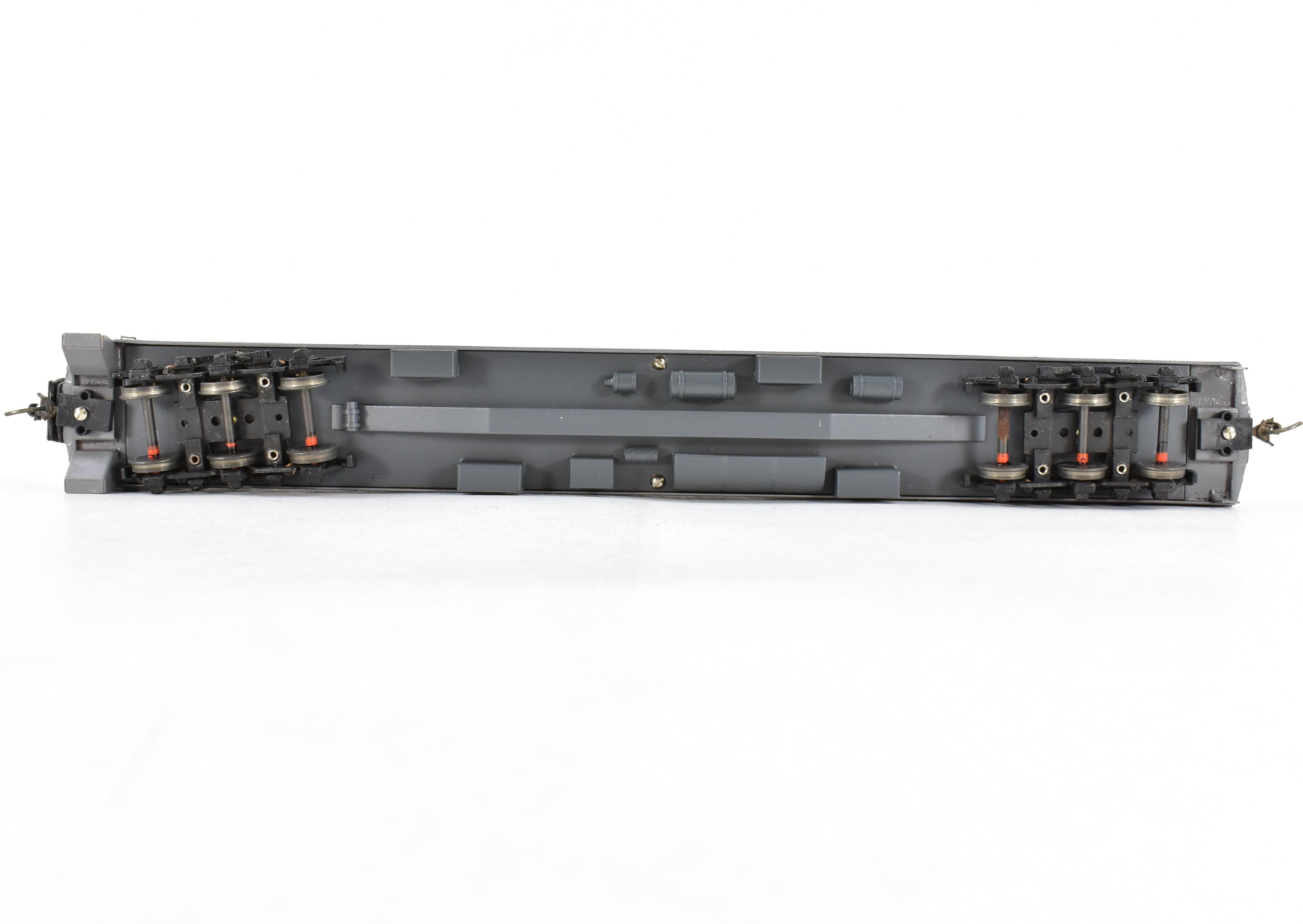 HO Scale Brass Lambert ATSF - Santa Fe Heavyweight Lounge Car CP No. 1367 TTG with Replacement Box and Central Valley Trucks for Model Railroads