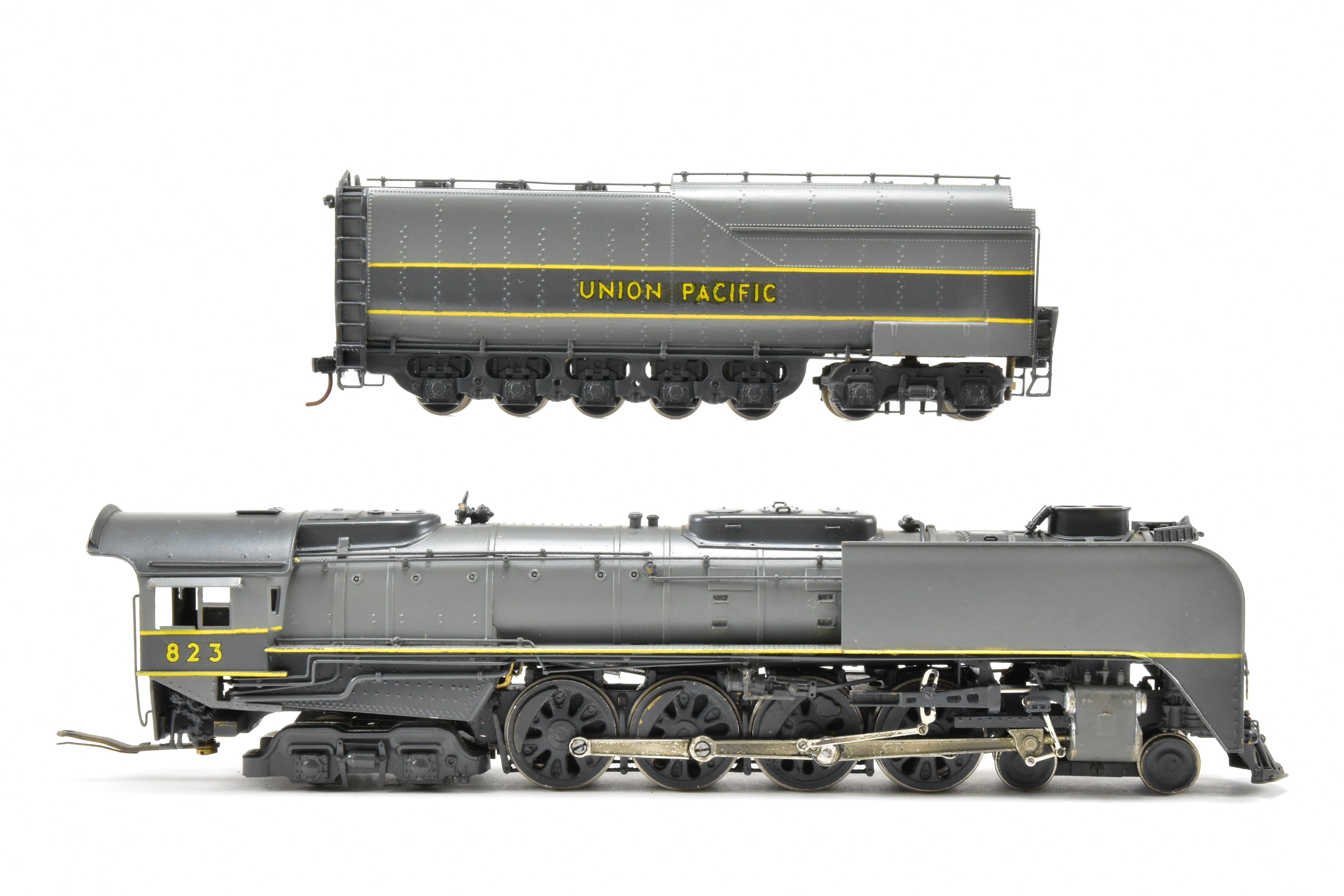 HO Scale Brass PFM Union Pacific 4-8-4 FEF-2 Northern #823 Custom Two-Tone Grey