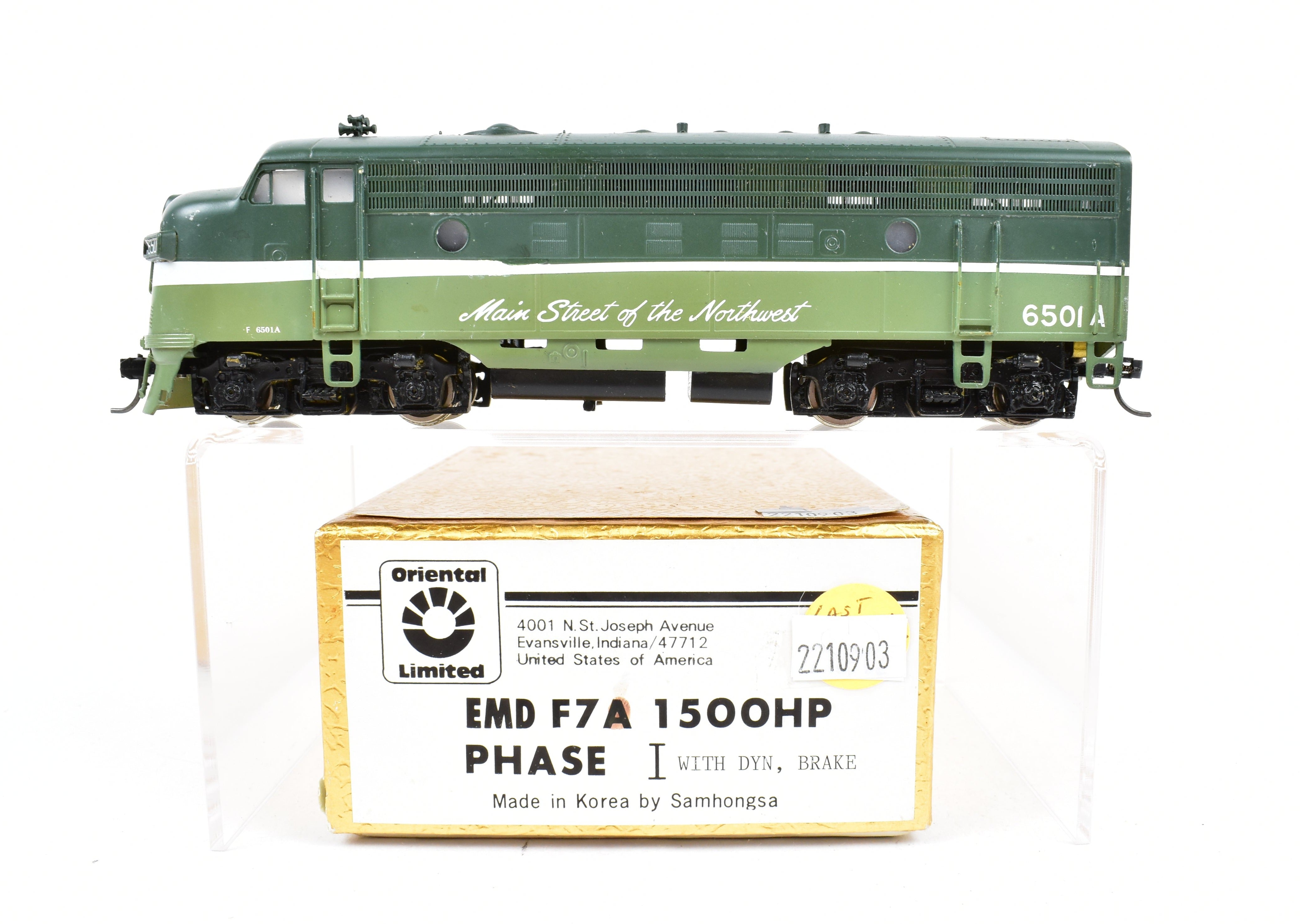 HO Scale Brass Model of Oriental Limited Northern Pacific EMD F7A Phase I Locomotive with Dynamic Brake, CP No. 6501A