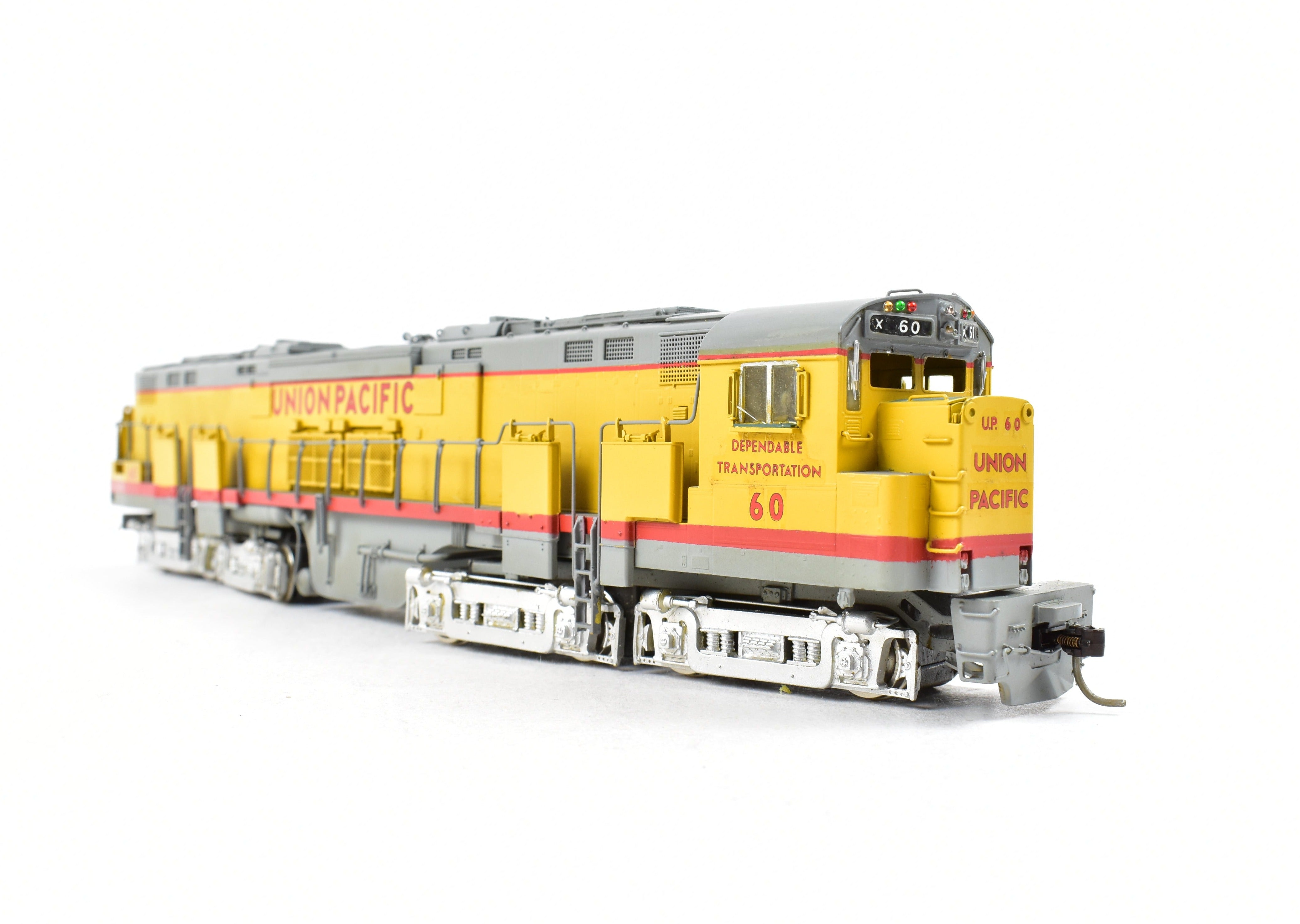 High - Quality HO Scale Brass Oriental Limited Union Pacific Alco C855 A/B/A Set with Custom Painting and Excellent Condition