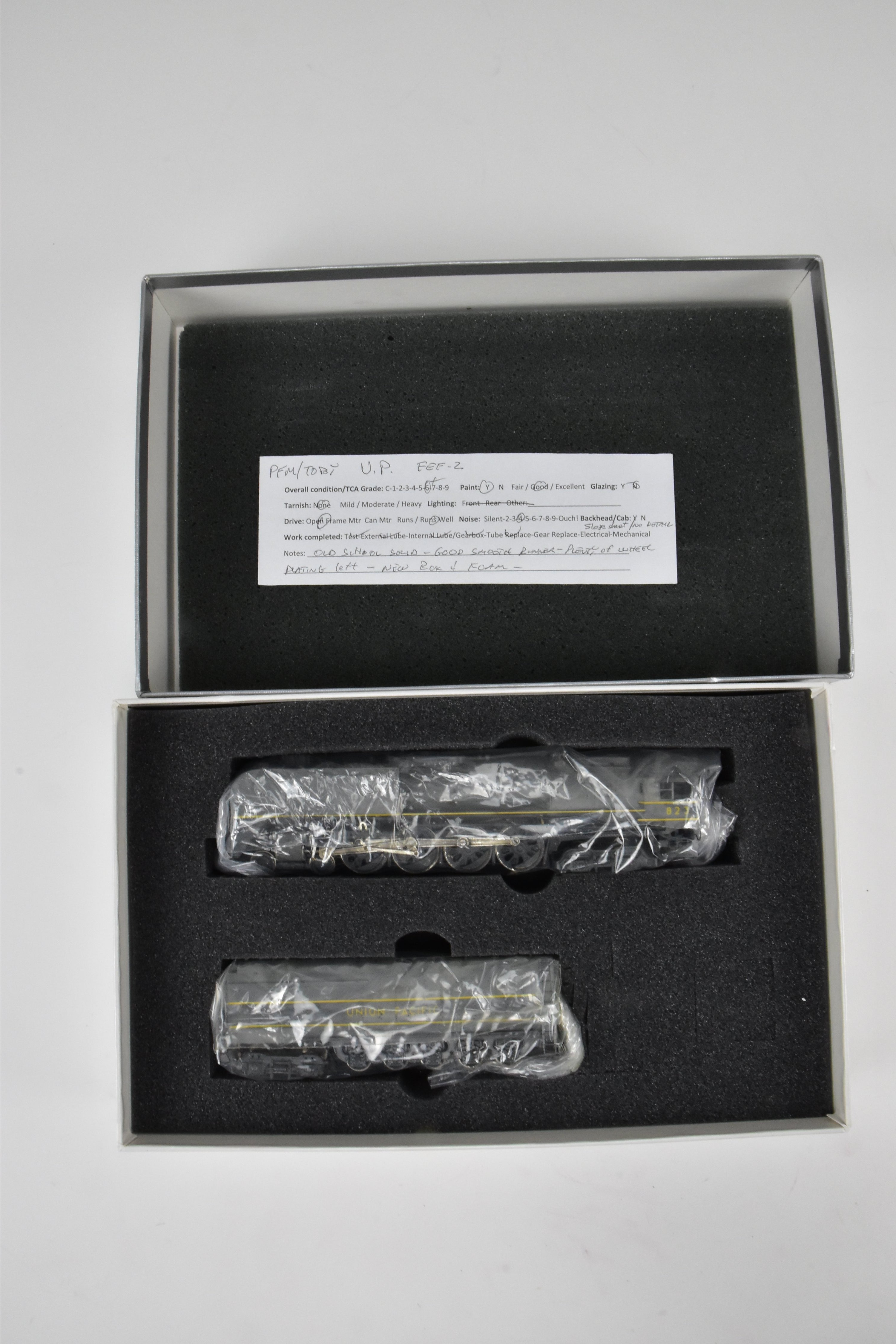 HO Scale Brass PFM Union Pacific 4-8-4 FEF-2 Northern #823 Custom Two-Tone Grey
