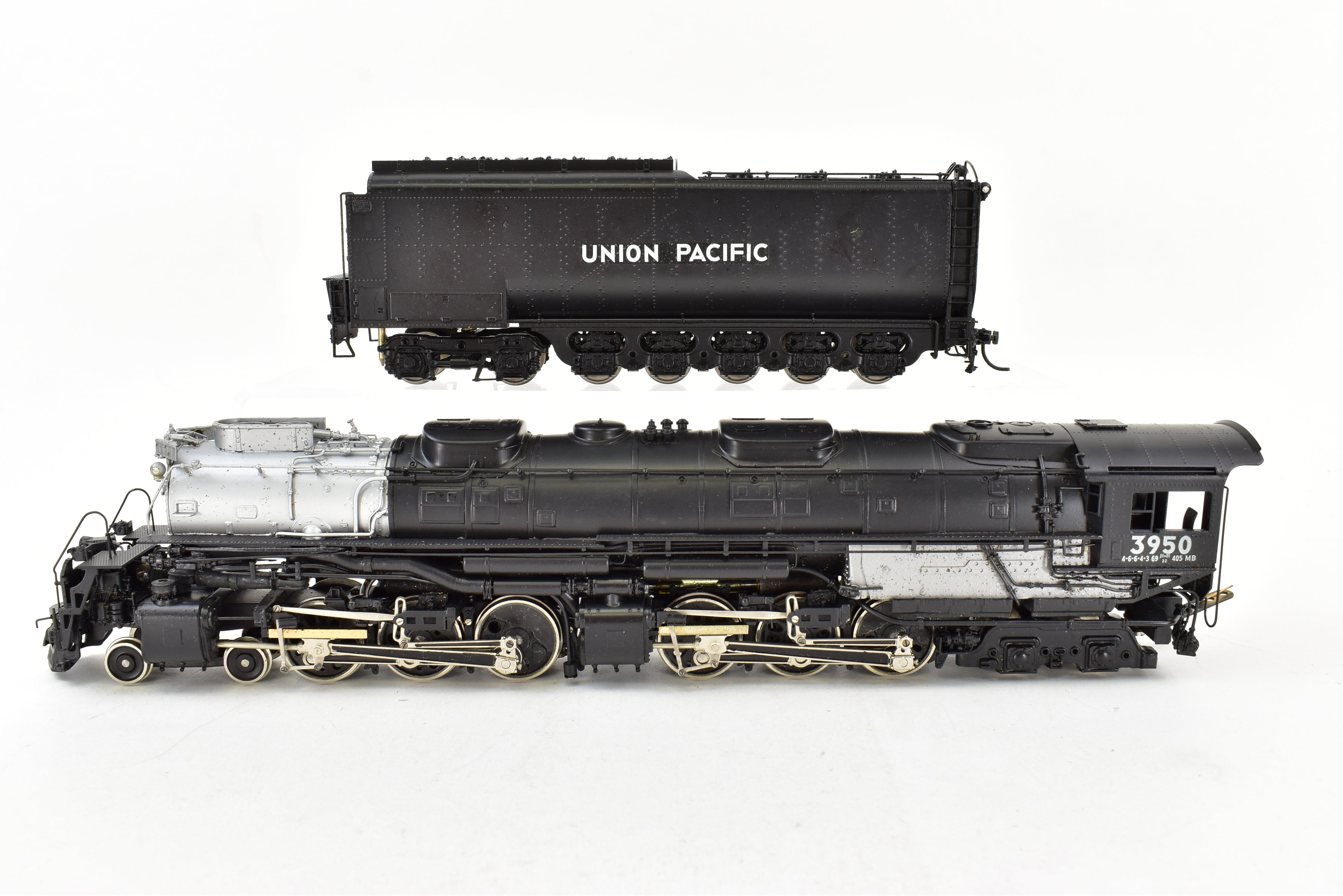 HO Scale Brass PFM - Tenshodo Union Pacific 4-6-6-4 Challenger 1975 Crown Steam Locomotive Model