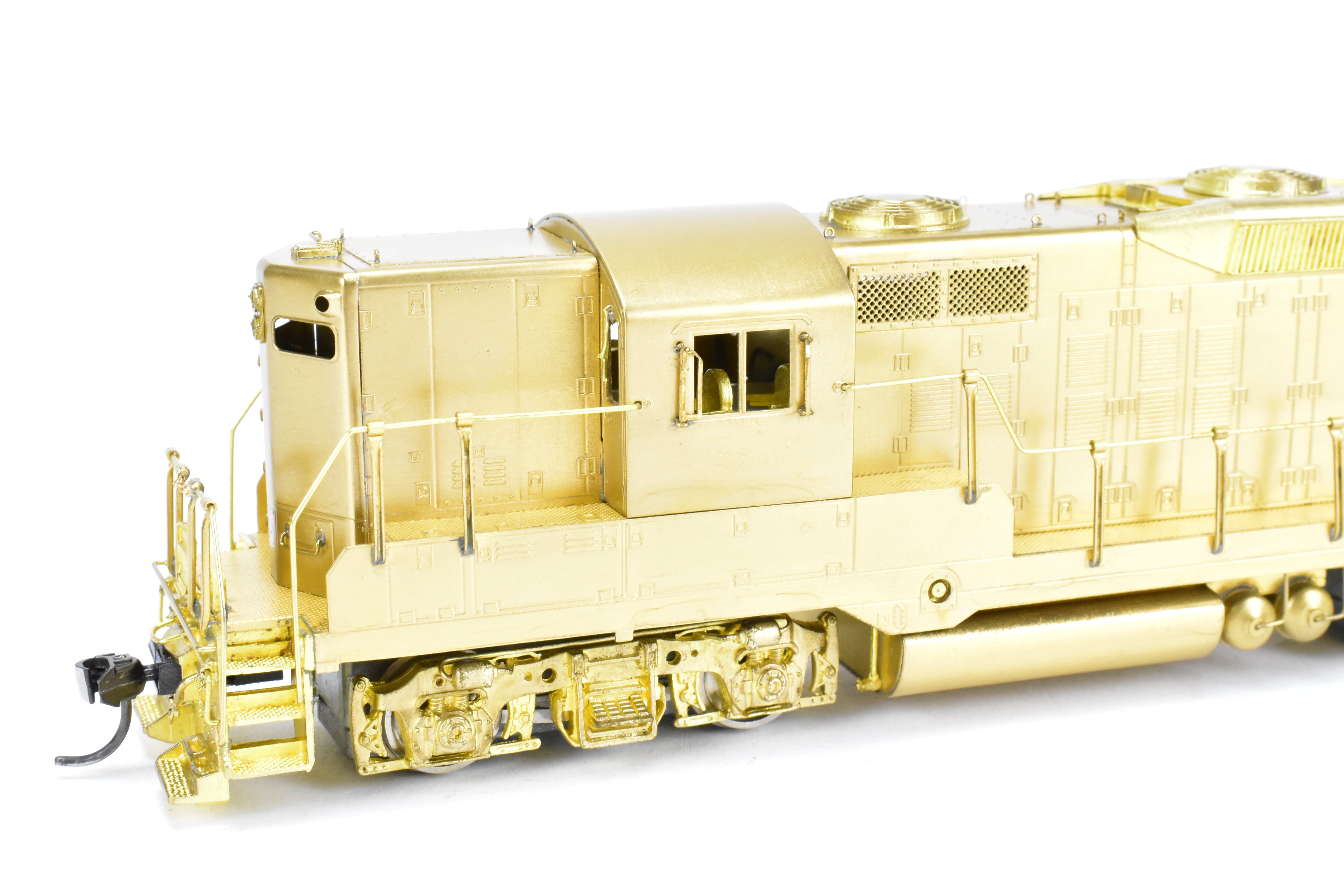 HO Brass Oriental Limited EMD GP9 1750 HP Late Version with 48 Fans & Dynamic Brakes