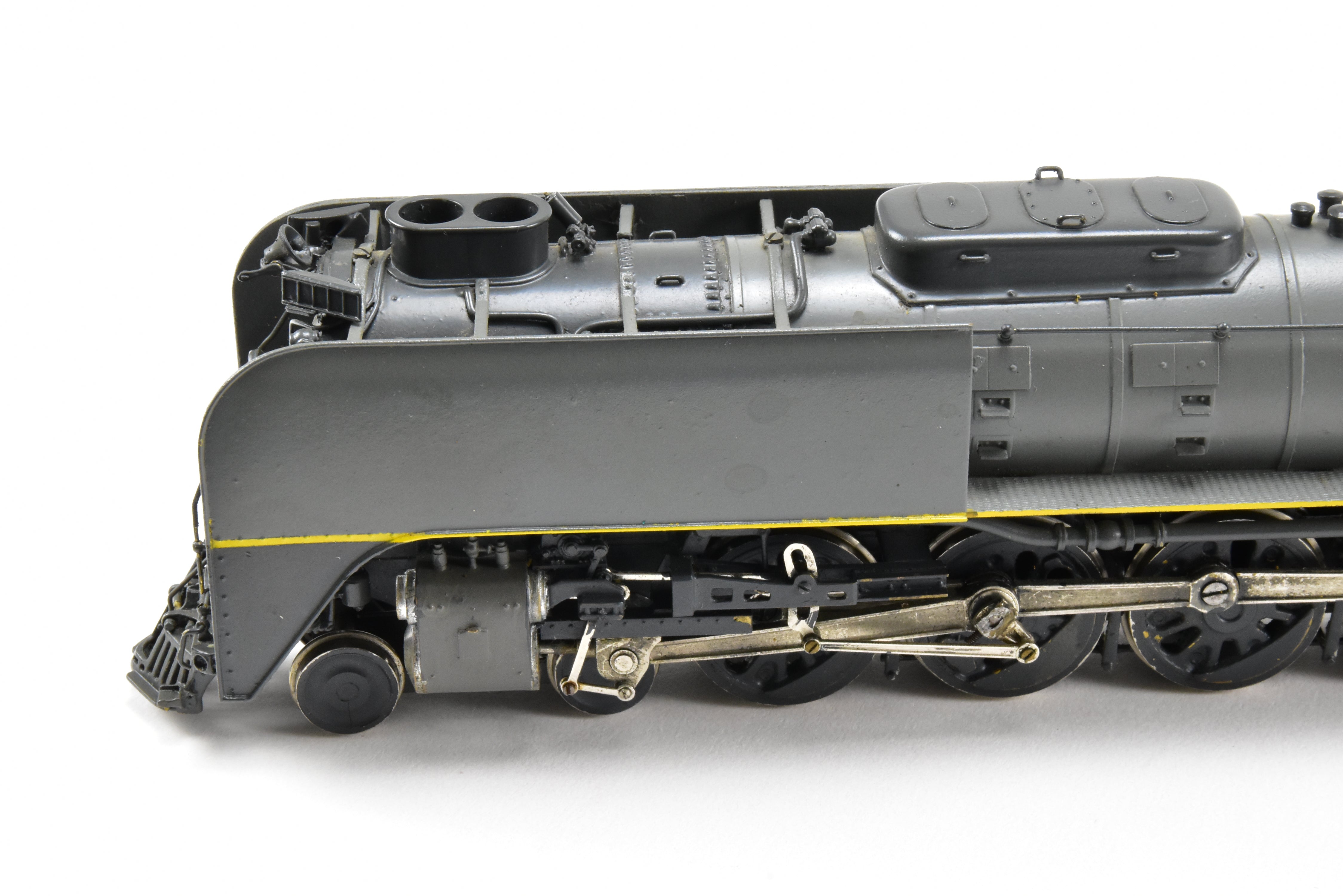 HO Scale Brass PFM Union Pacific 4-8-4 FEF-2 Northern #823 Custom Two-Tone Grey