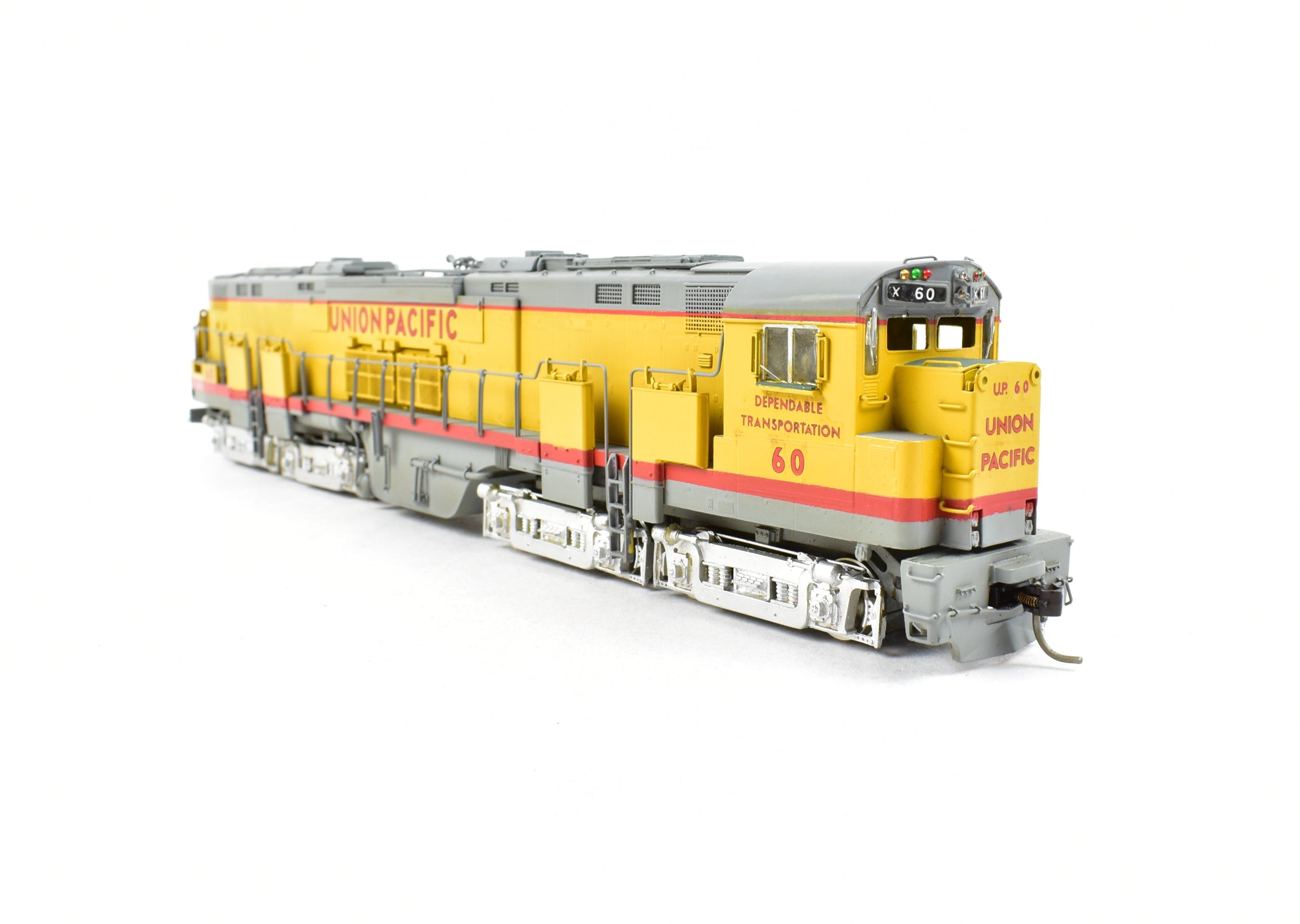 High - Quality HO Scale Brass Oriental Limited Union Pacific Alco C855 A/B/A Set with Custom Painting and Excellent Condition