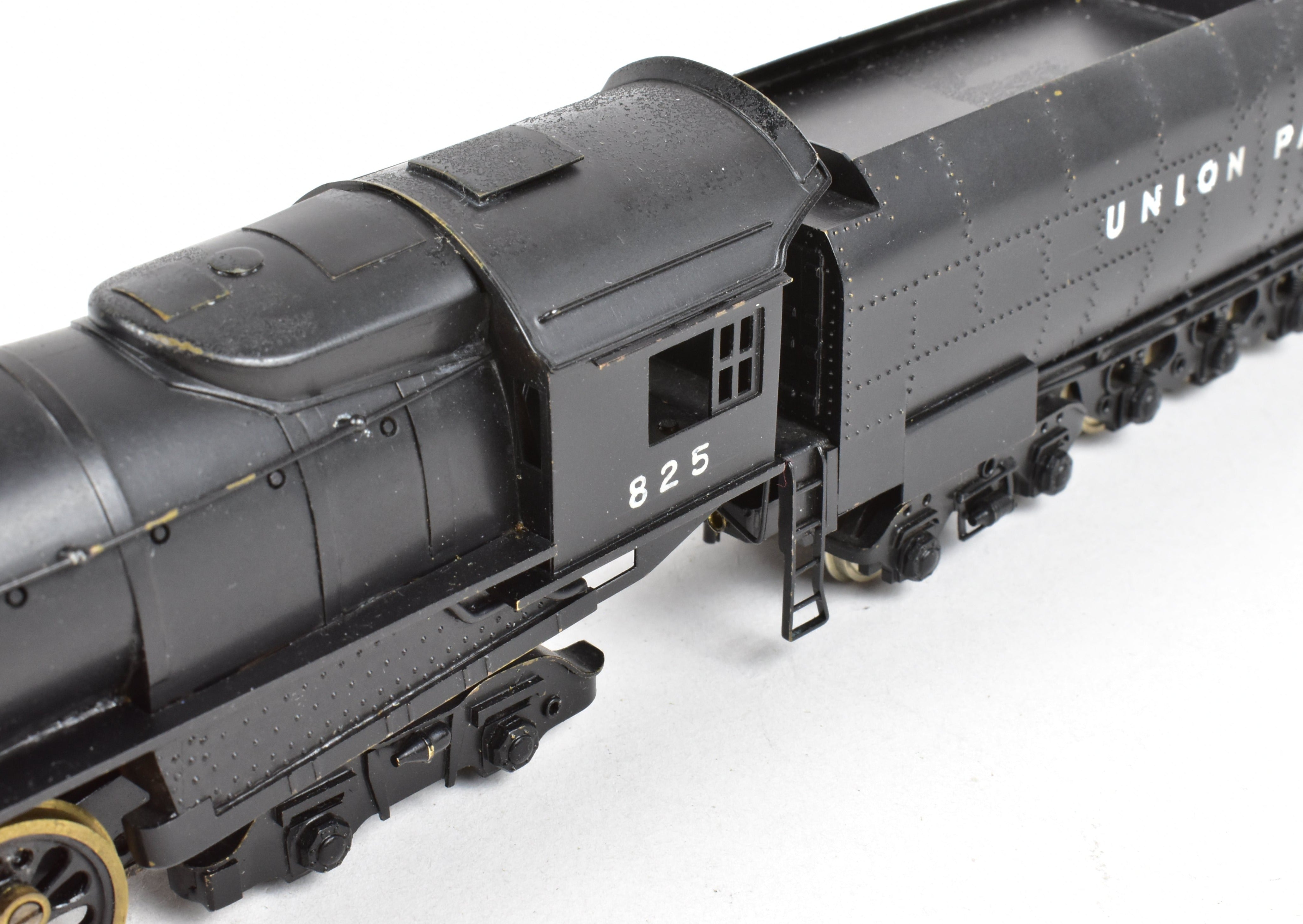 Handmade HO Scale Brass Pacific Fast Mail Model Train - Union Pacific 4-8-4 FEF-2, Painted Black, Mid-1950s, One of Three Limited Edition