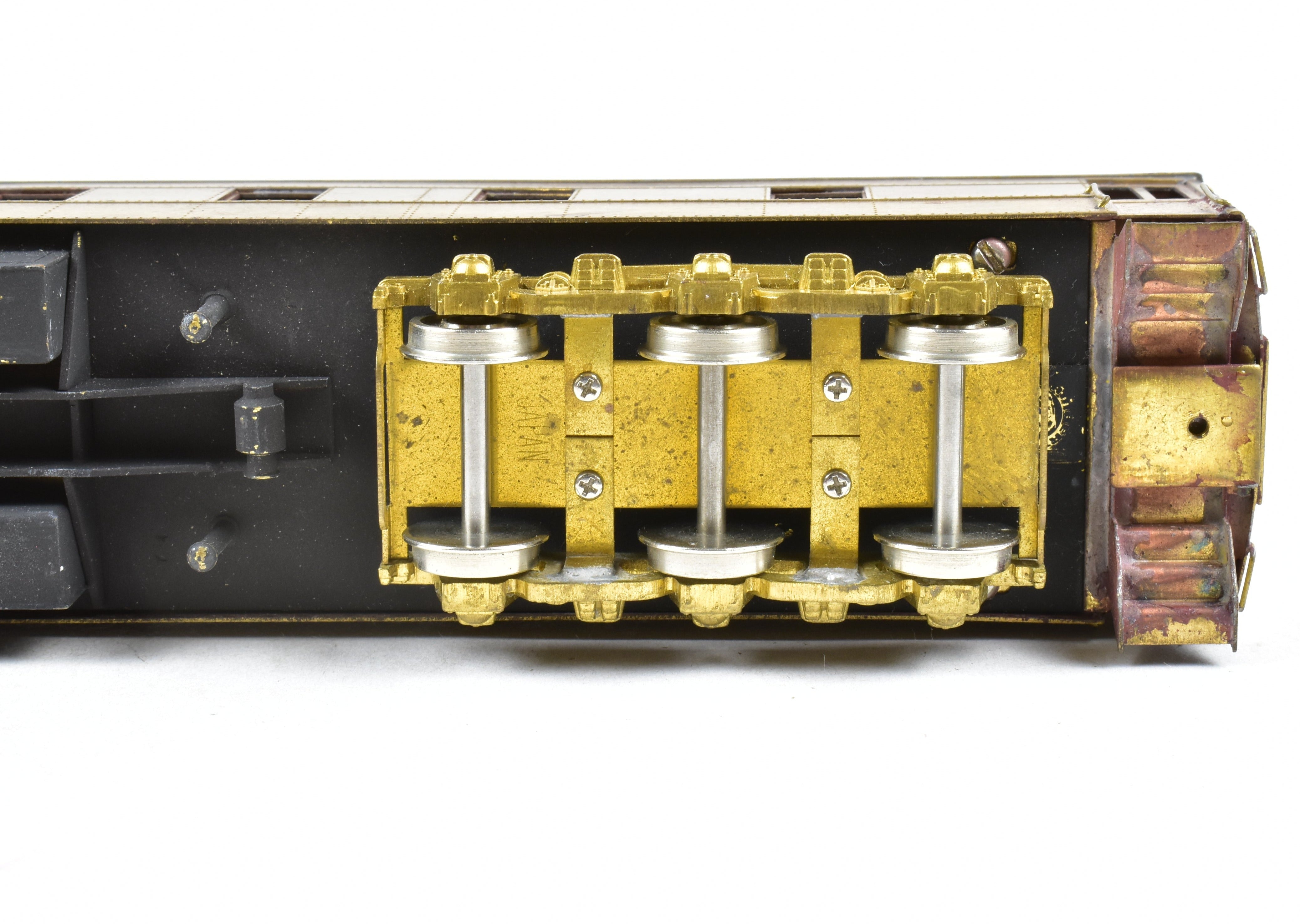HO Scale Brass Lambert Pullman Heavyweight 8-1-2 Sleeping Car with Trucks for Various Road Models