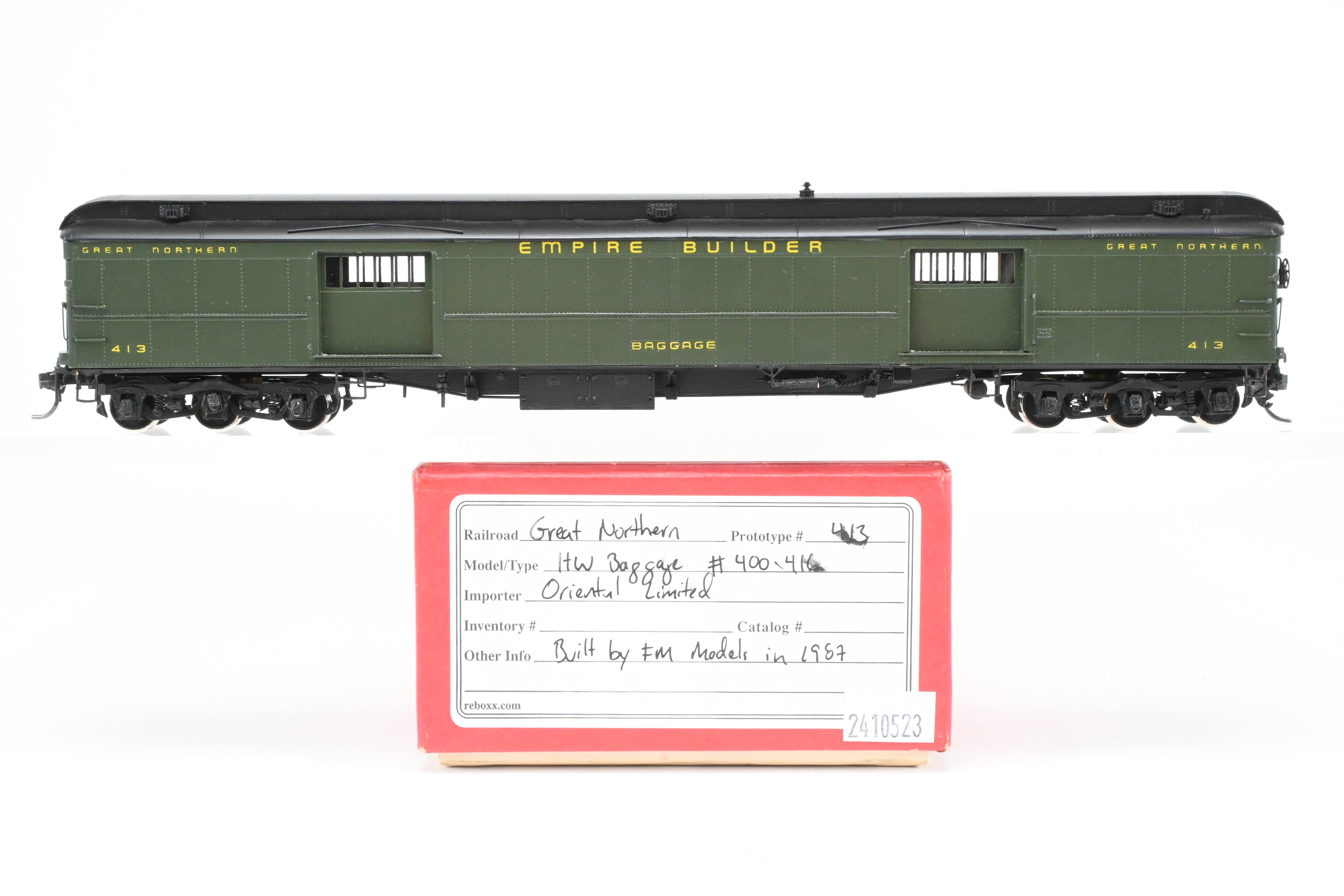HO Brass Oriental Limited GN - Custom Painted Great Northern HW Baggage Car #413