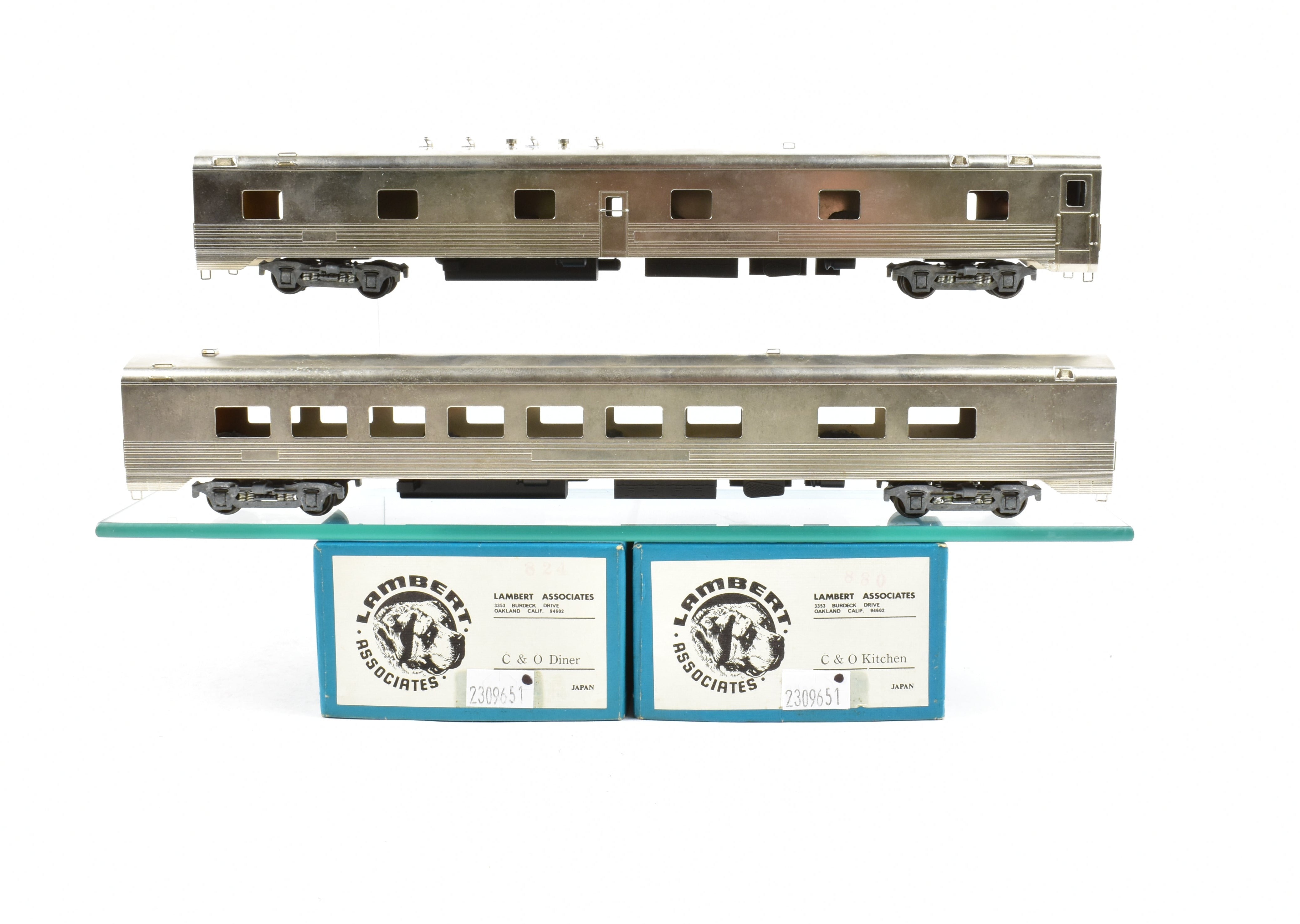 HO Scale Brass Model Train Lambert C&O - Chesapeake and Ohio 2 Unit Dorm Kitchen and Diner Set for Train Enthusiasts