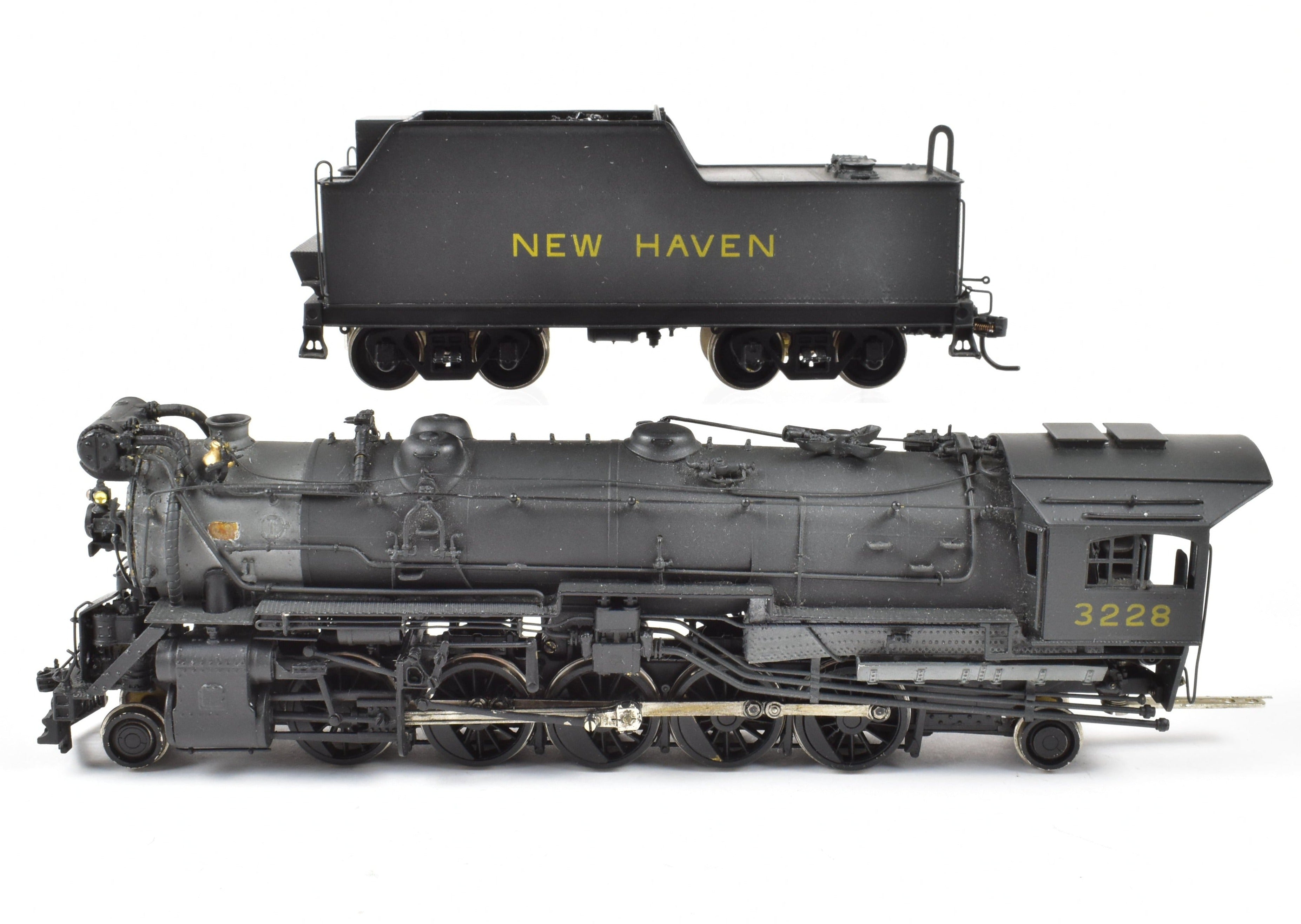 HO Scale Brass Model Train - New Jersey Custom Brass New Haven Class L - 1 2 - 10 - 2 Steam Locomotive with Pilot Mounted Pumps Version