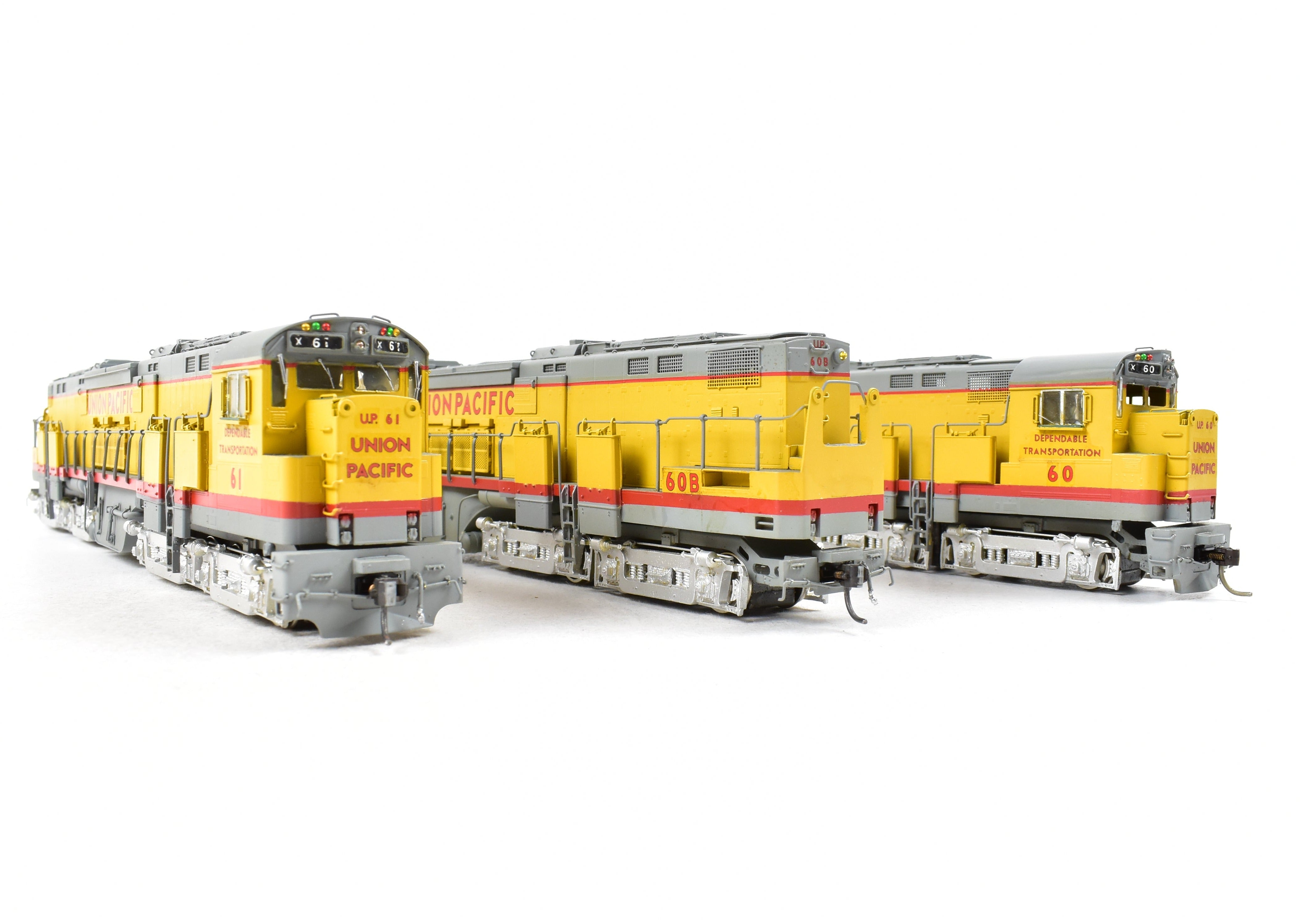 High - Quality HO Scale Brass Oriental Limited Union Pacific Alco C855 A/B/A Set with Custom Painting and Excellent Condition