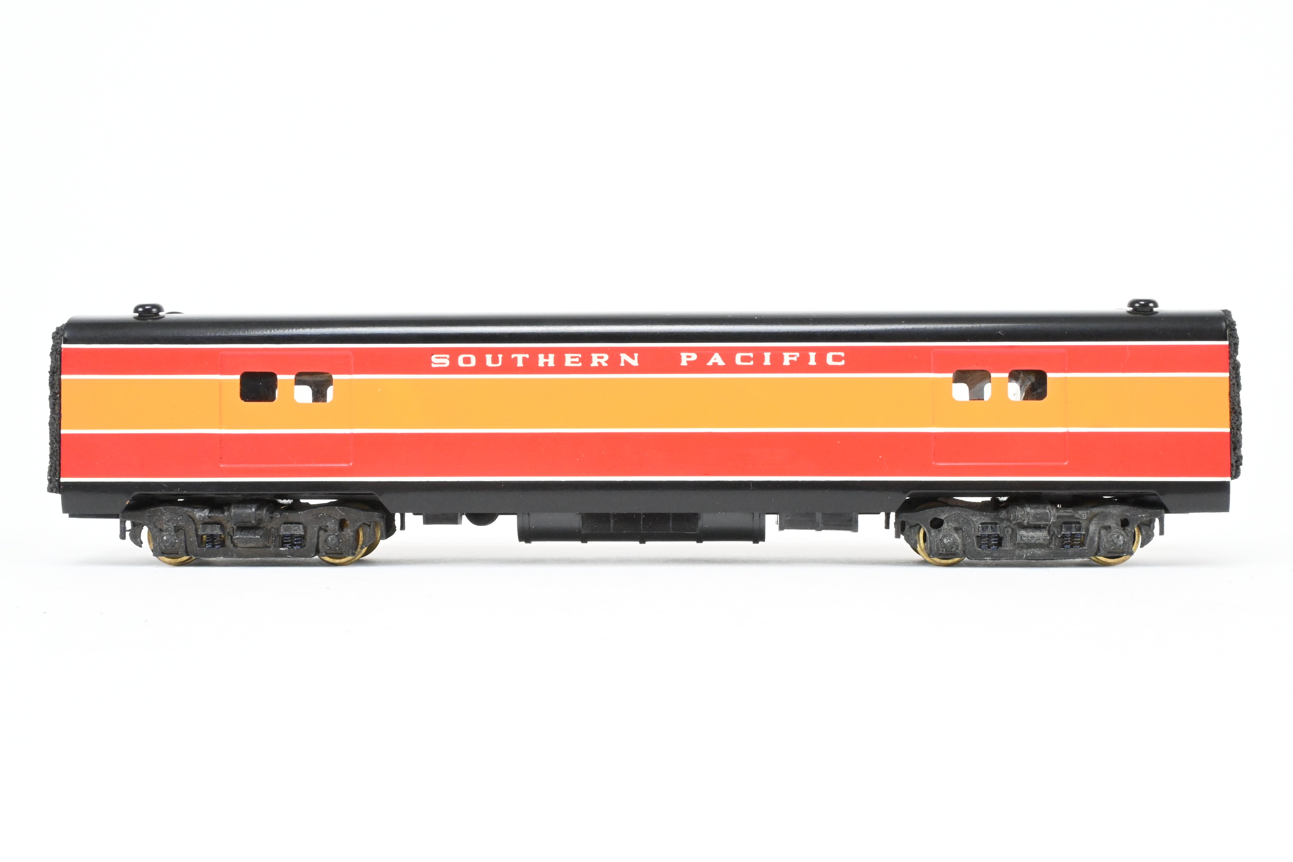 HO Scale Brass PFM Model Train - Tenshodo SP Brand Southern Pacific Baggage Flush Side Factory Painted Daylight Shorty Cars