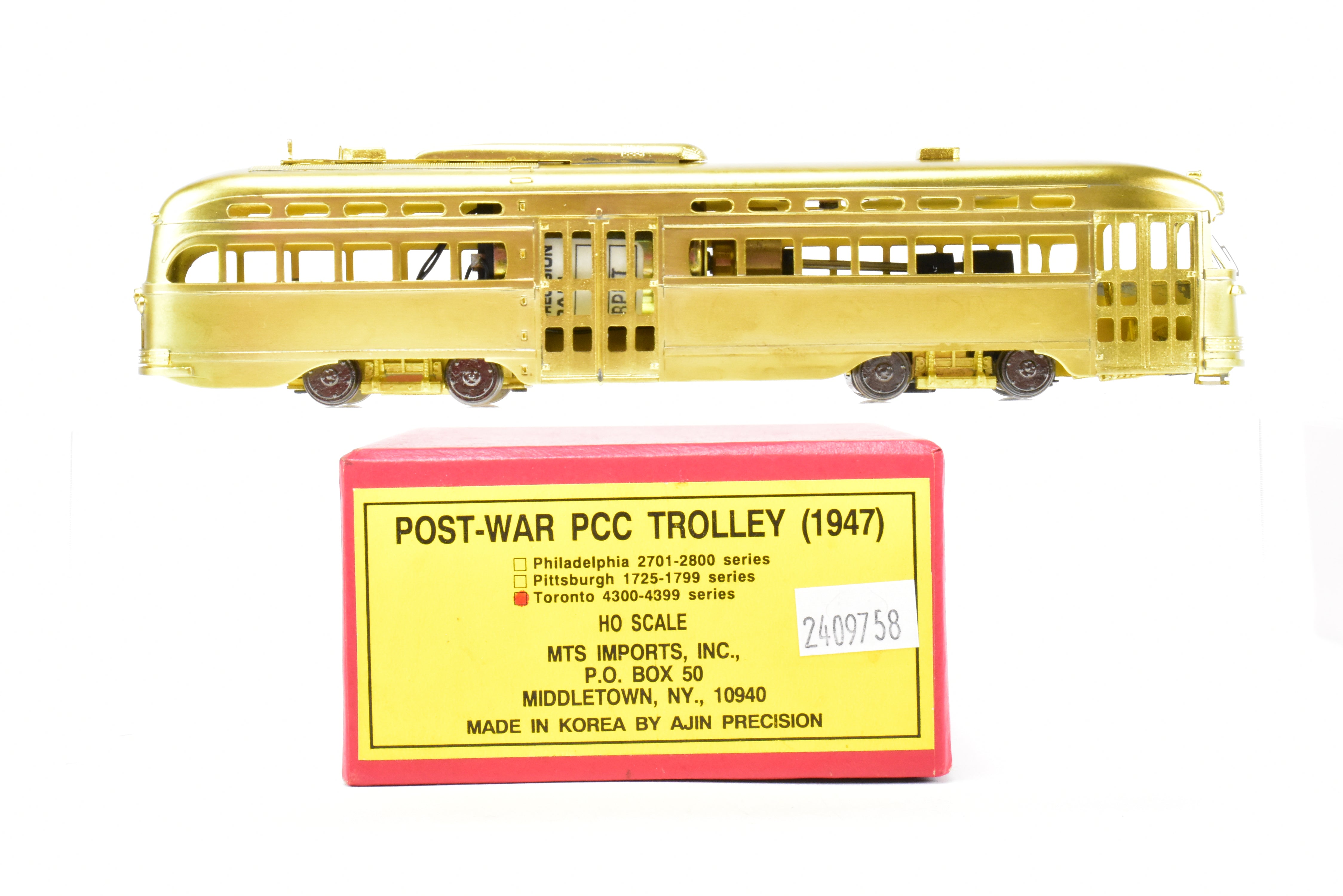HO Scale Brass Model of MTS Imports Toronto Railway Company 1947 PCC Trolley in the 4300 - 4399 Series