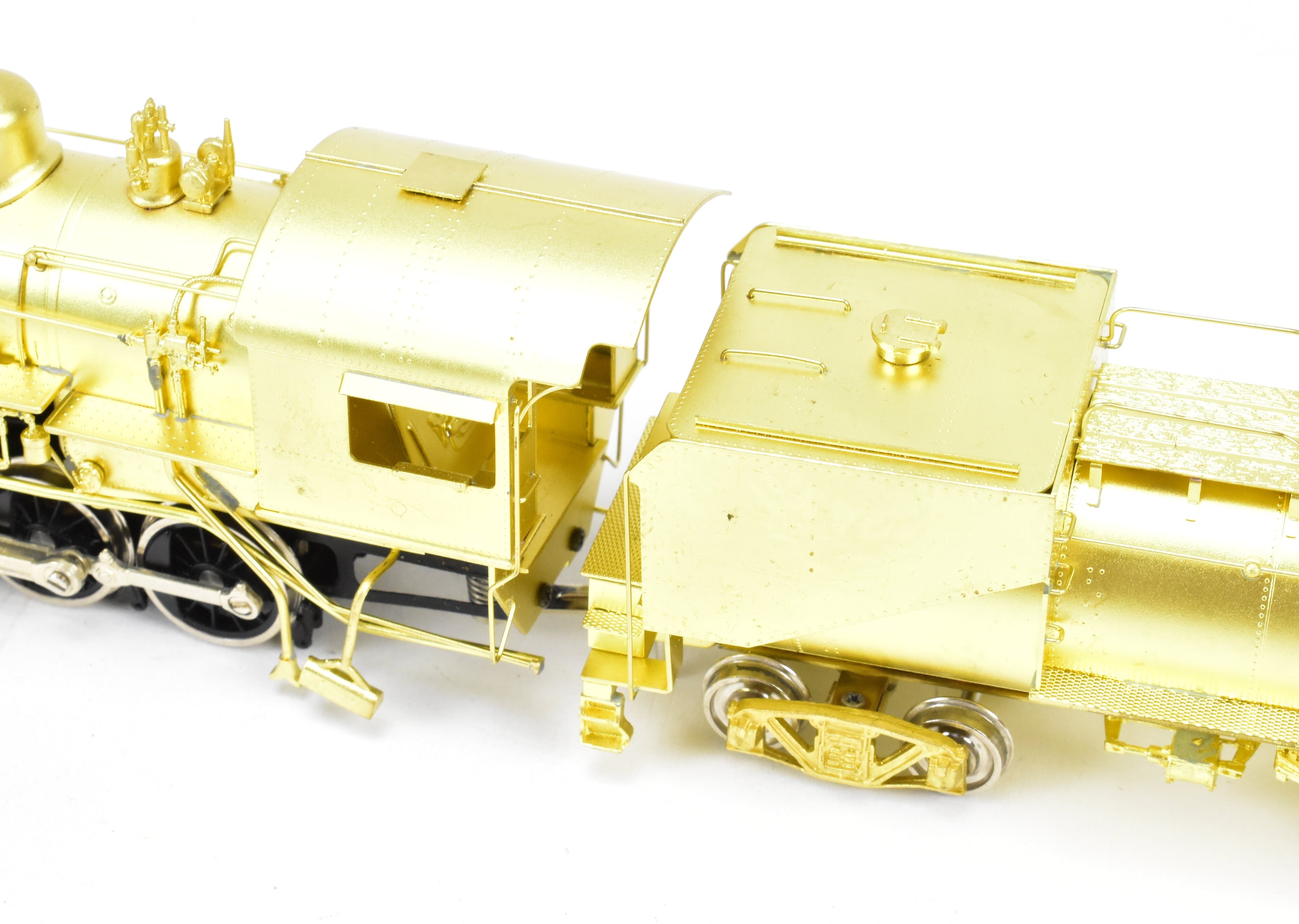 High - Quality HO Scale Brass Model Train - Southern Pacific C - 10 2 - 8 - 0 Prestige Series from Sunset Models with 2 Pumps and Feedwater Heater