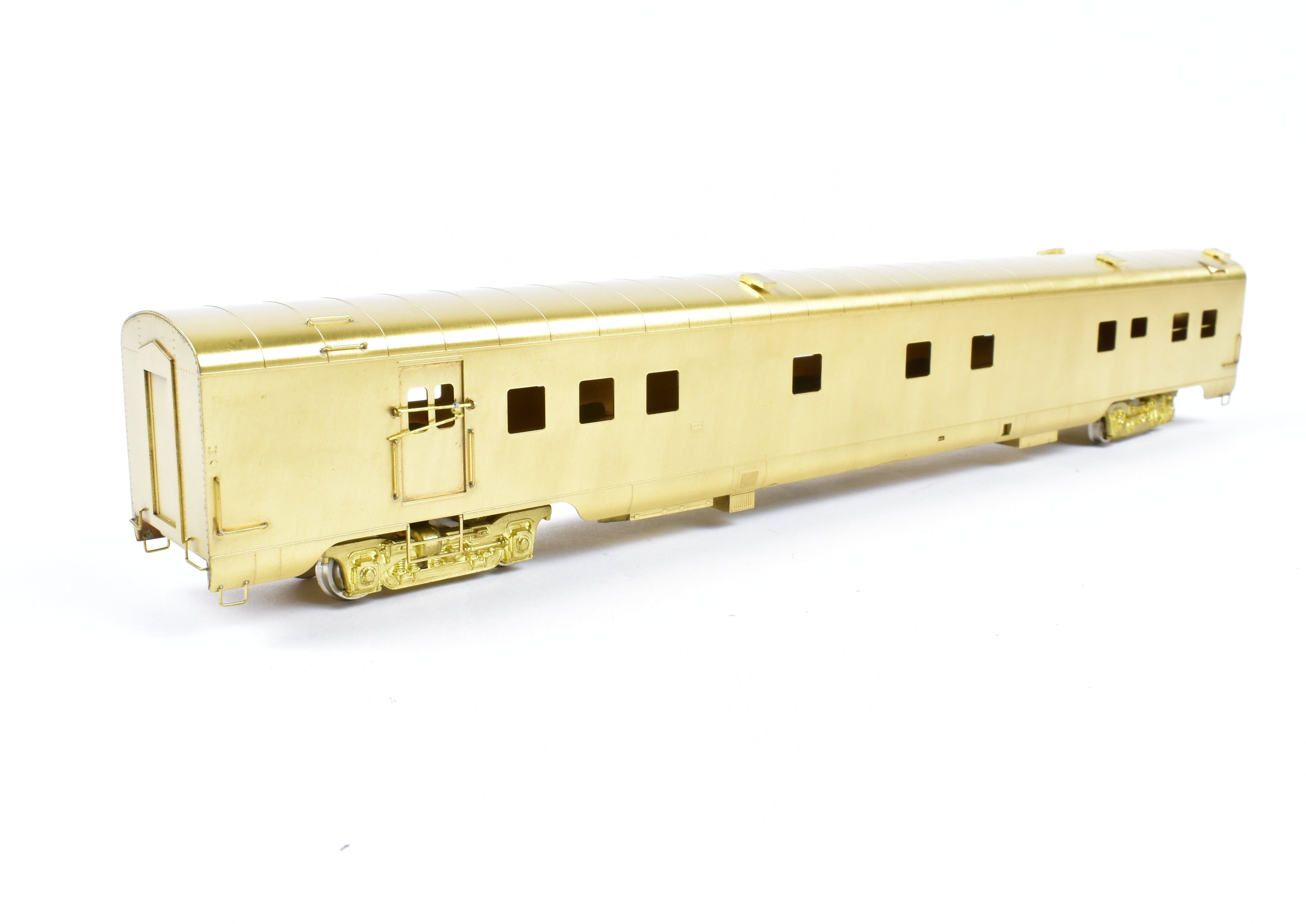 HO Scale Brass Model of the Oriental Limited's Northern Pacific North Coast Limited Mail - Dormitory Car #425 with Skirts