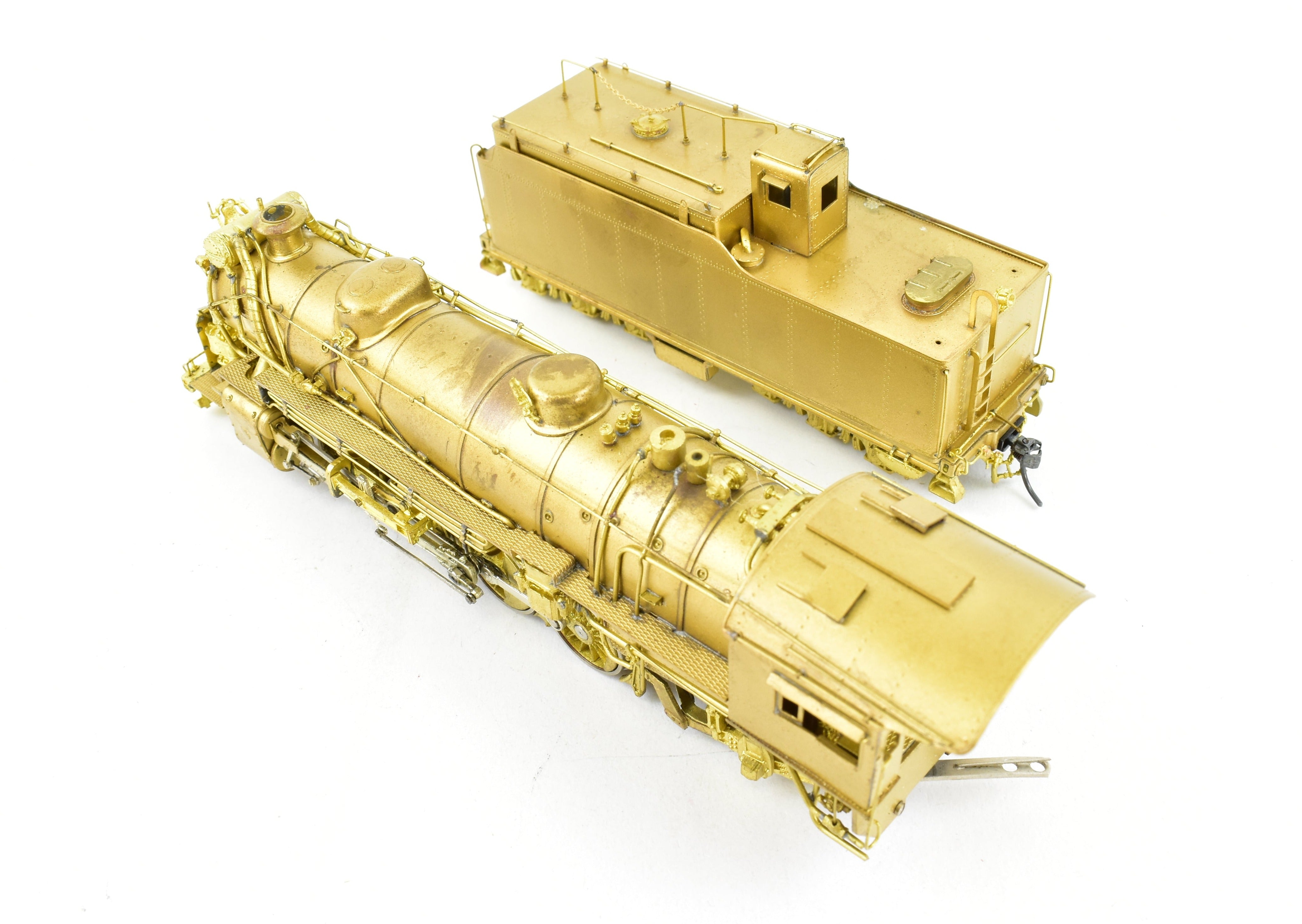 HO Scale Brass Key Imports Texas & Pacific H-2r 2-8-2 Mikado Steam Locomotive Model #800 with Elesco Feedwater Heater