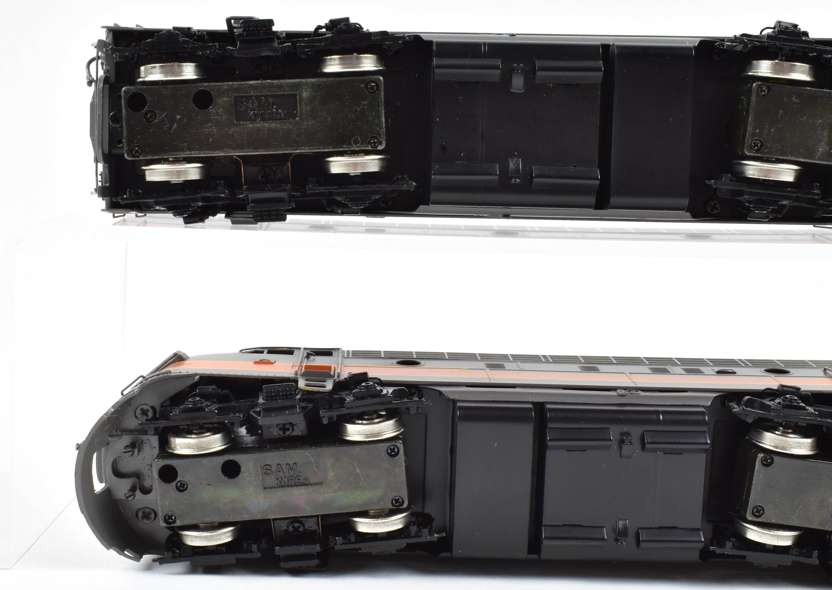 HO Brass Oriental Limited Milwaukee Road EMD F3A/F3B Un-numbered Lettered Models
