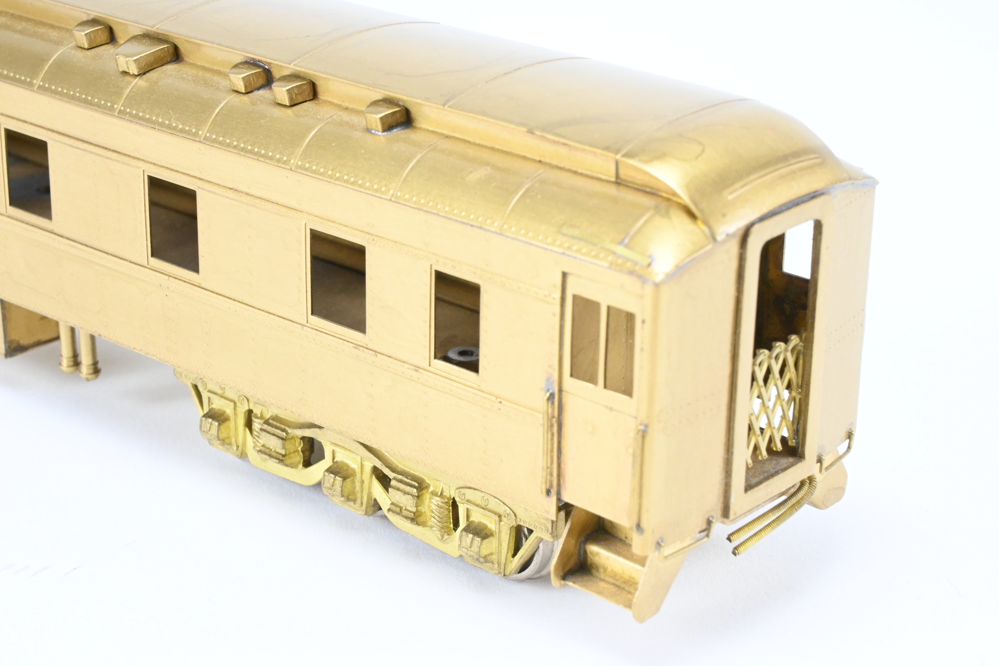 HO Brass Soho 6 - Compartment 3 - Drawing Room Pullman Model from 1979 (Wrong Box)