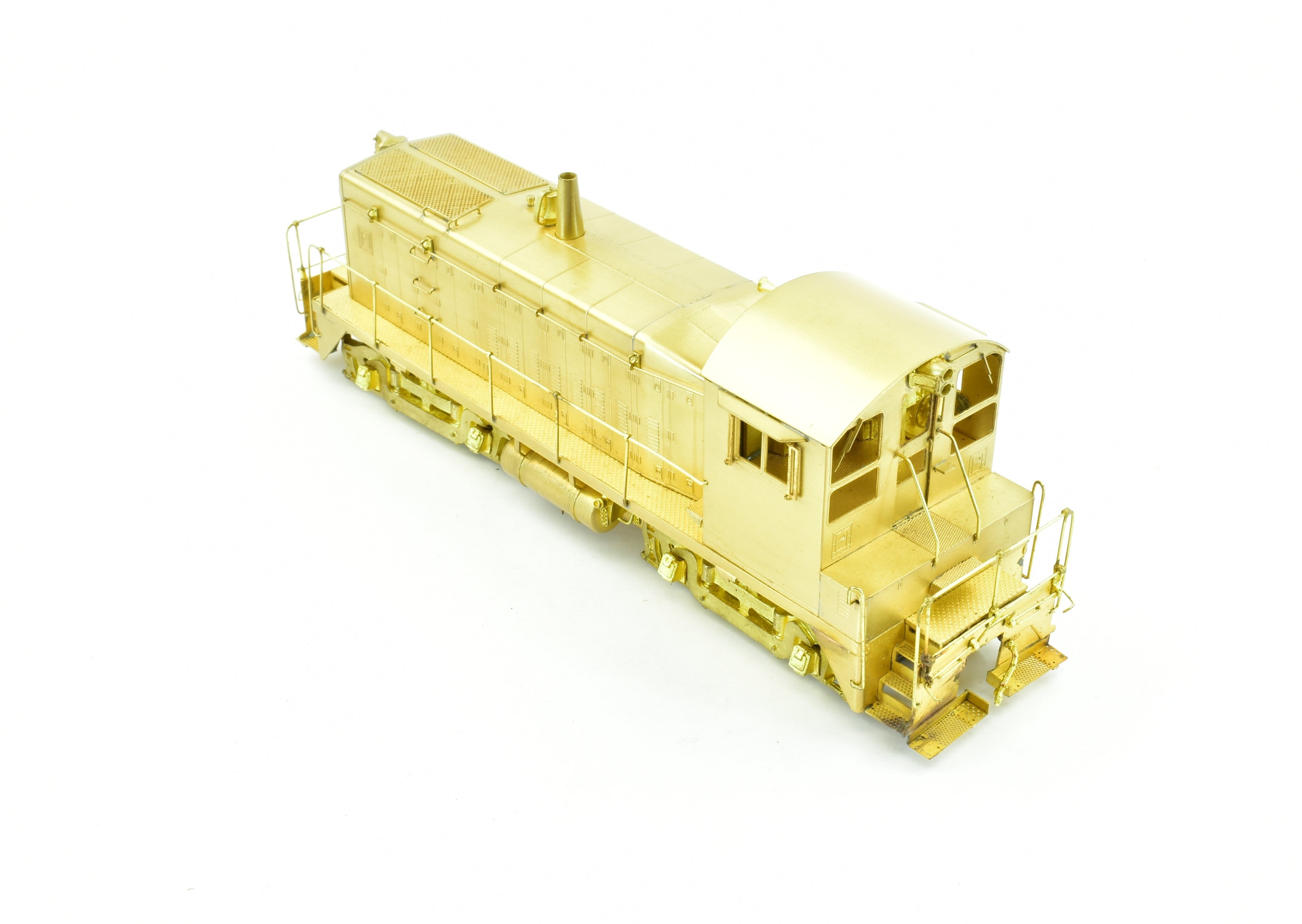 HO Scale Brass Oriental Limited Collection of Various Roads EMD SW - 8 800HP Diesel Switcher Model Train