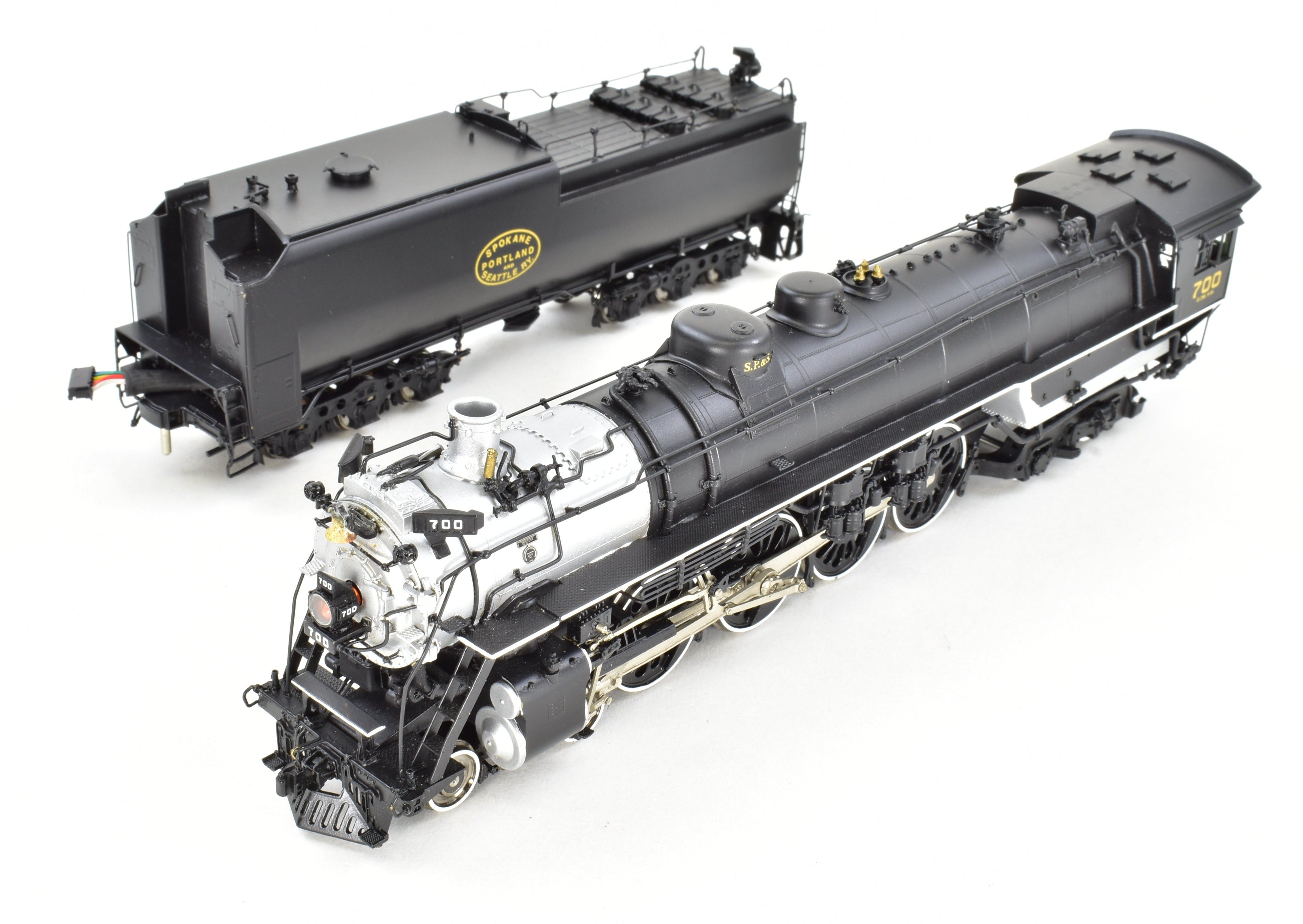 HO Scale Brass Sunset SP&S E-1 4-8-4 FP #700 with QSI DCC Sound, AS-IS
