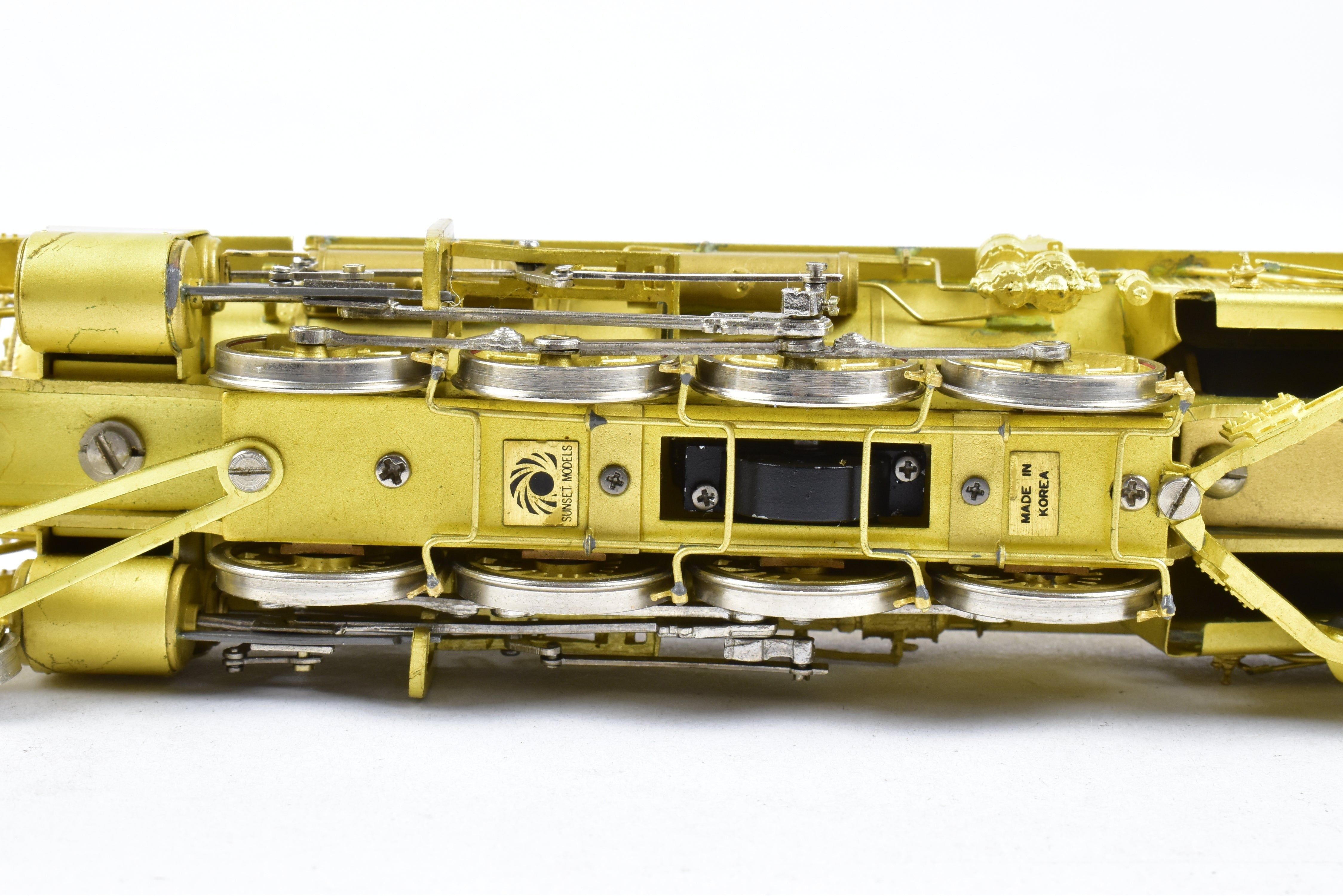 HO Scale Brass Sunset Models USRA - United States Railway Administration Heavy 2-8-2 Mikado Model Train