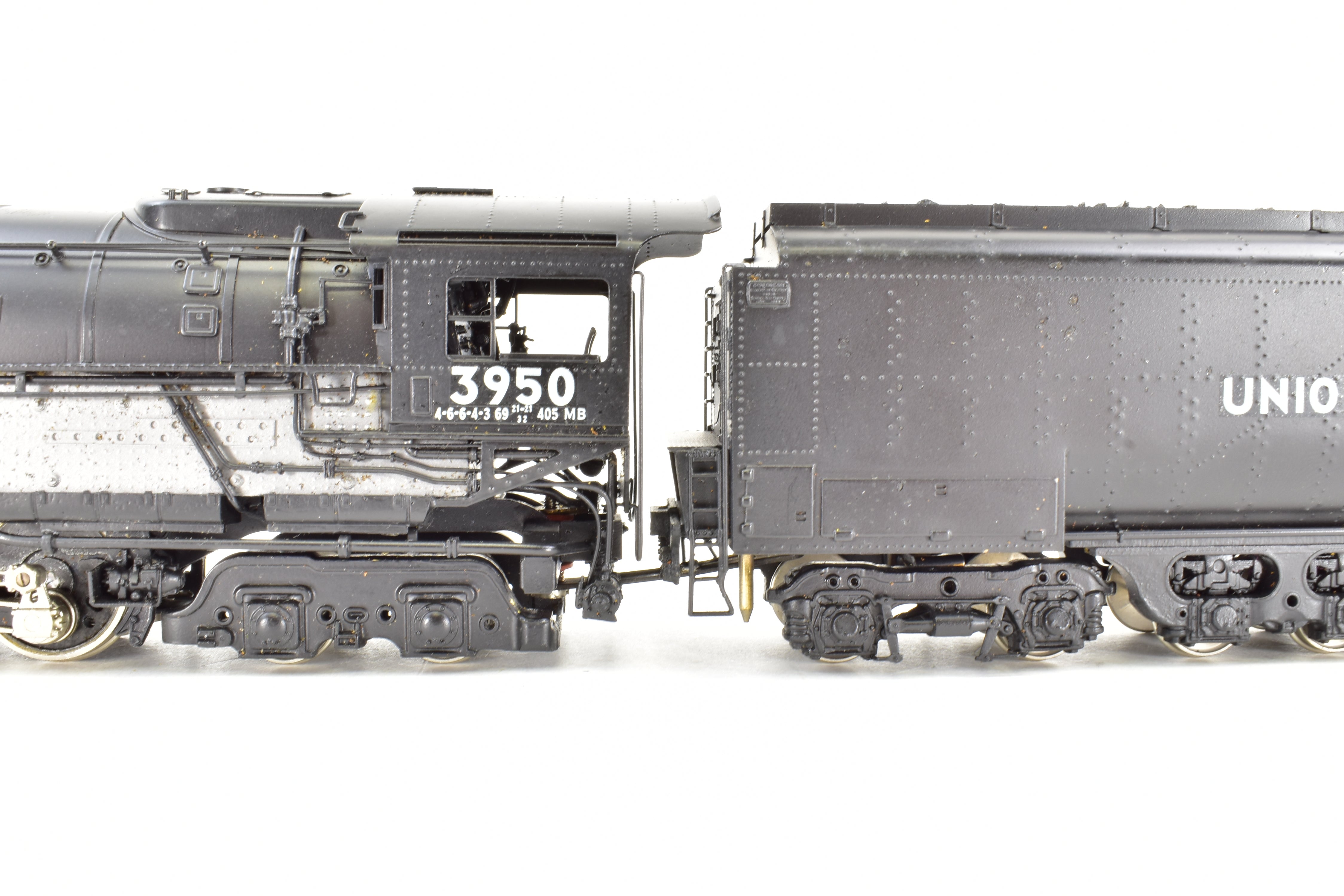 High - Quality HO Scale Brass PFM - Tenshodo Union Pacific 4 - 6 - 6 - 4 Challenger FP Model Train No. 3950