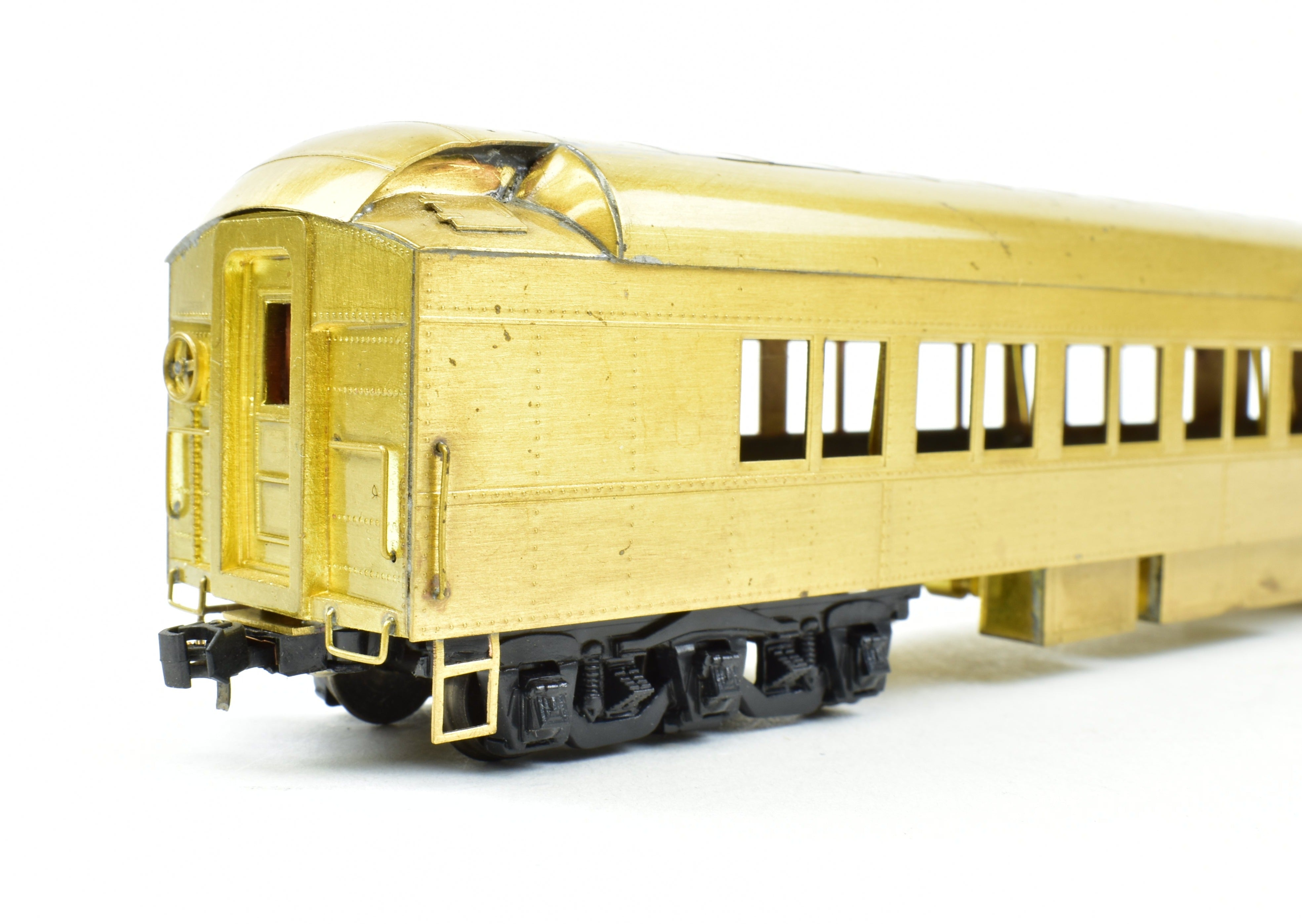HO Scale Brass Lambert Heavyweight Diner with Central Valley Metal-Wheel Trucks