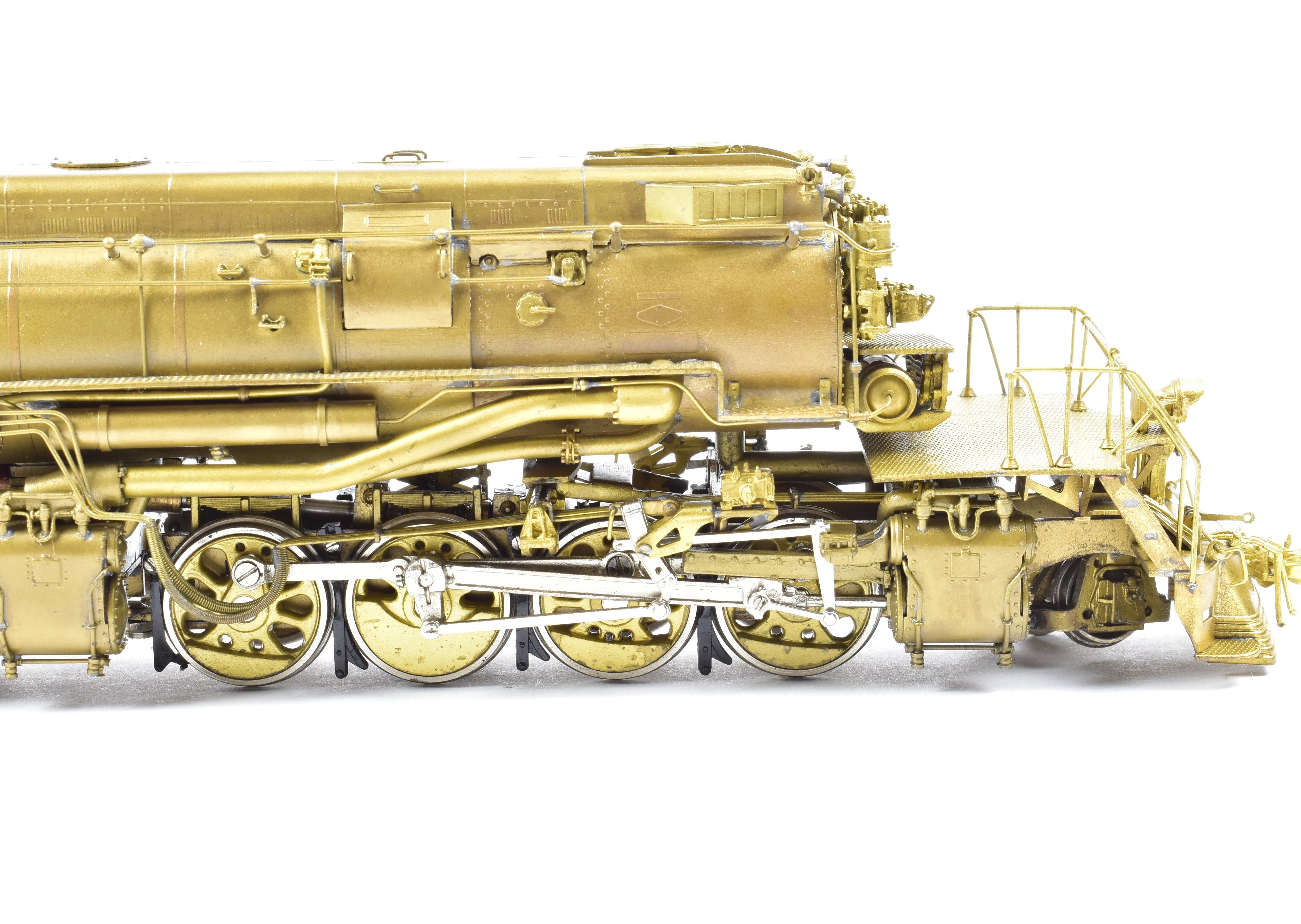 HO Scale Brass Model Train - Sunset Models' Southern Pacific AC - 9 2 - 8 - 8 - 4 Yellowstone in Yellow Color
