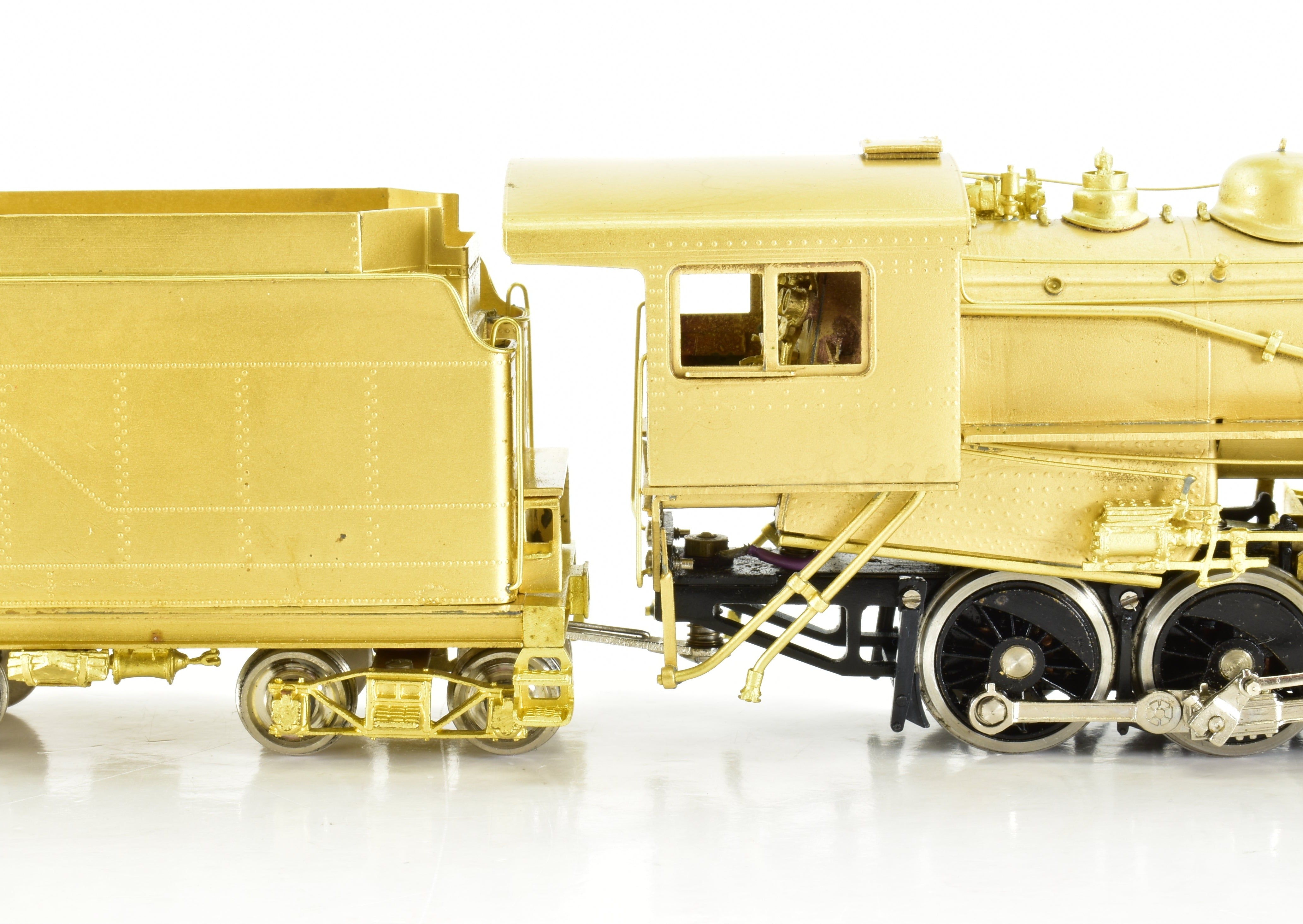 HO Scale Brass NPP NYO&W Class W-2 2-8-0 with Front-Mounted Air Pumps