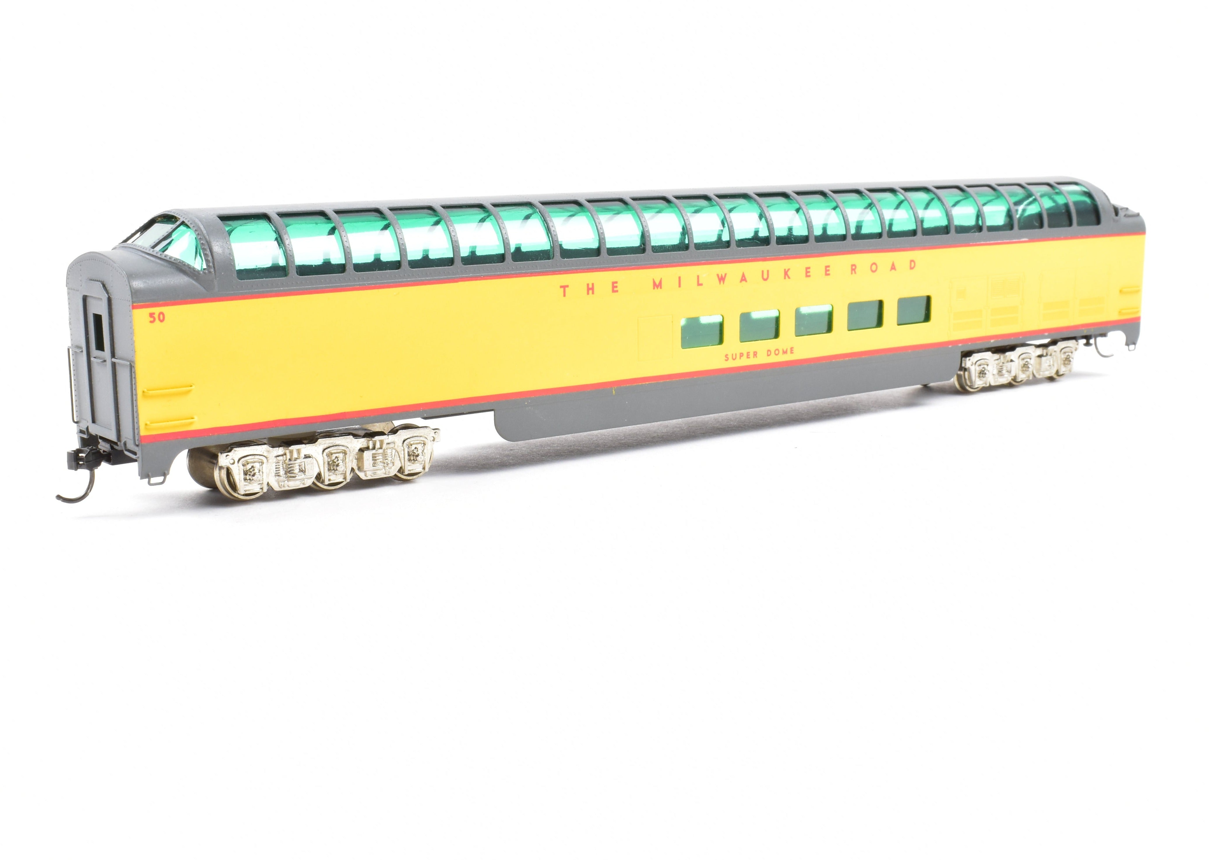 HO Scale Brass Soho Milwaukee Road #50 Super Dome Model with Tinted Glazing