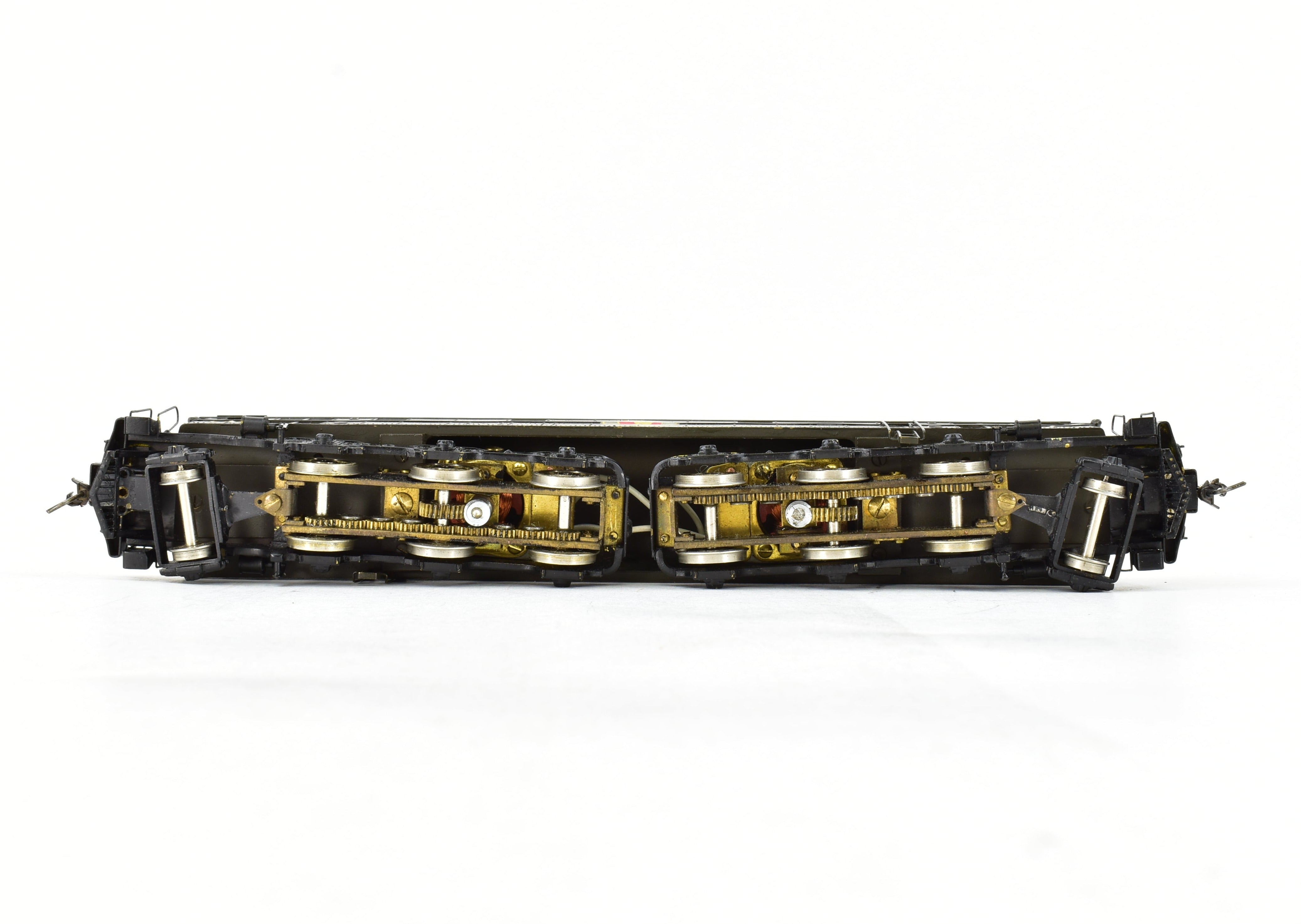 HO Scale Brass Max Gray Great Northern Y - 1 Electric Locomotive with Custom Green Paint, Model CP No. 5014