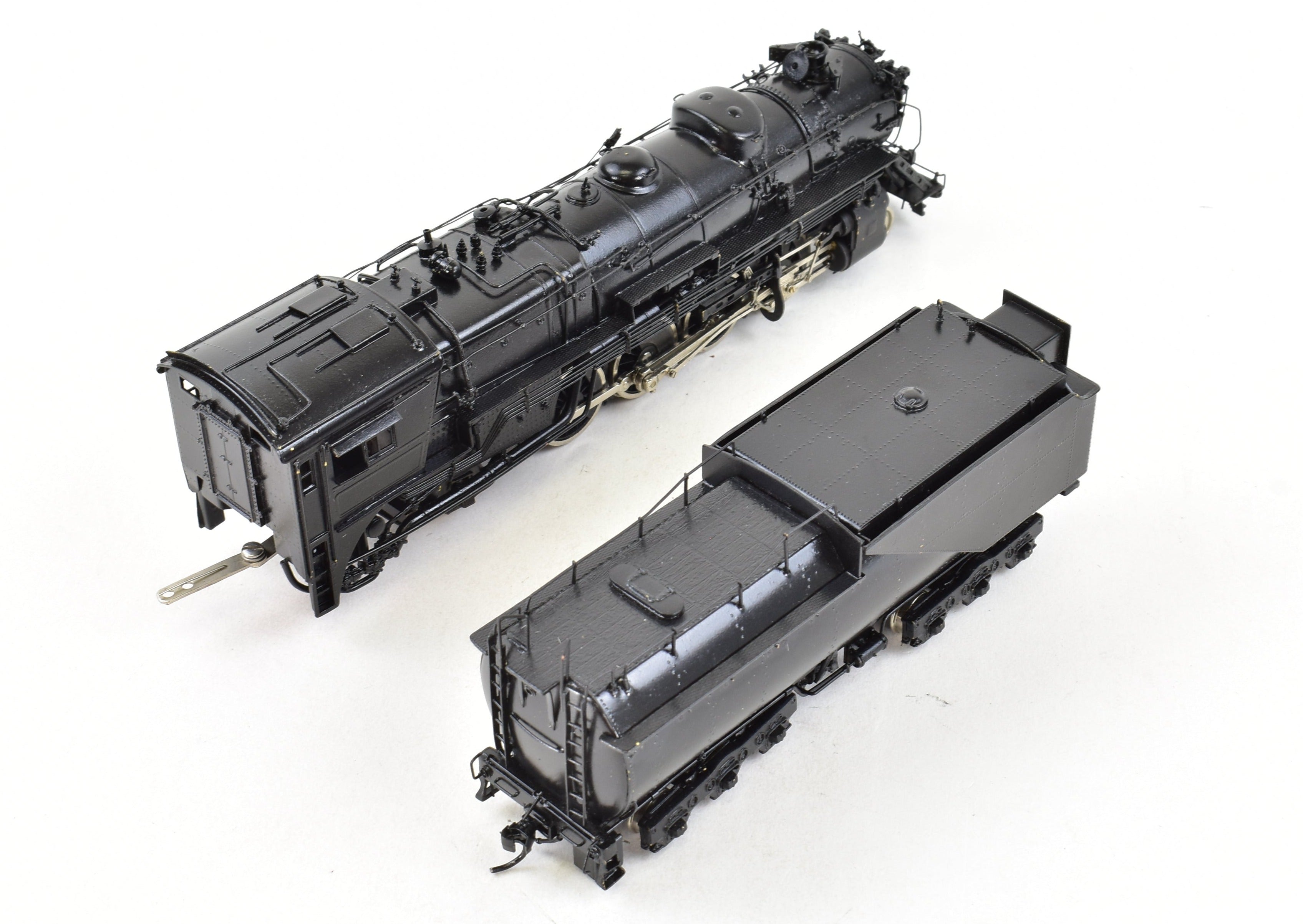HO Brass Sunset Models GN Great Northern 2-8-2 O-8 Class Closed Cab Partially Painted Black