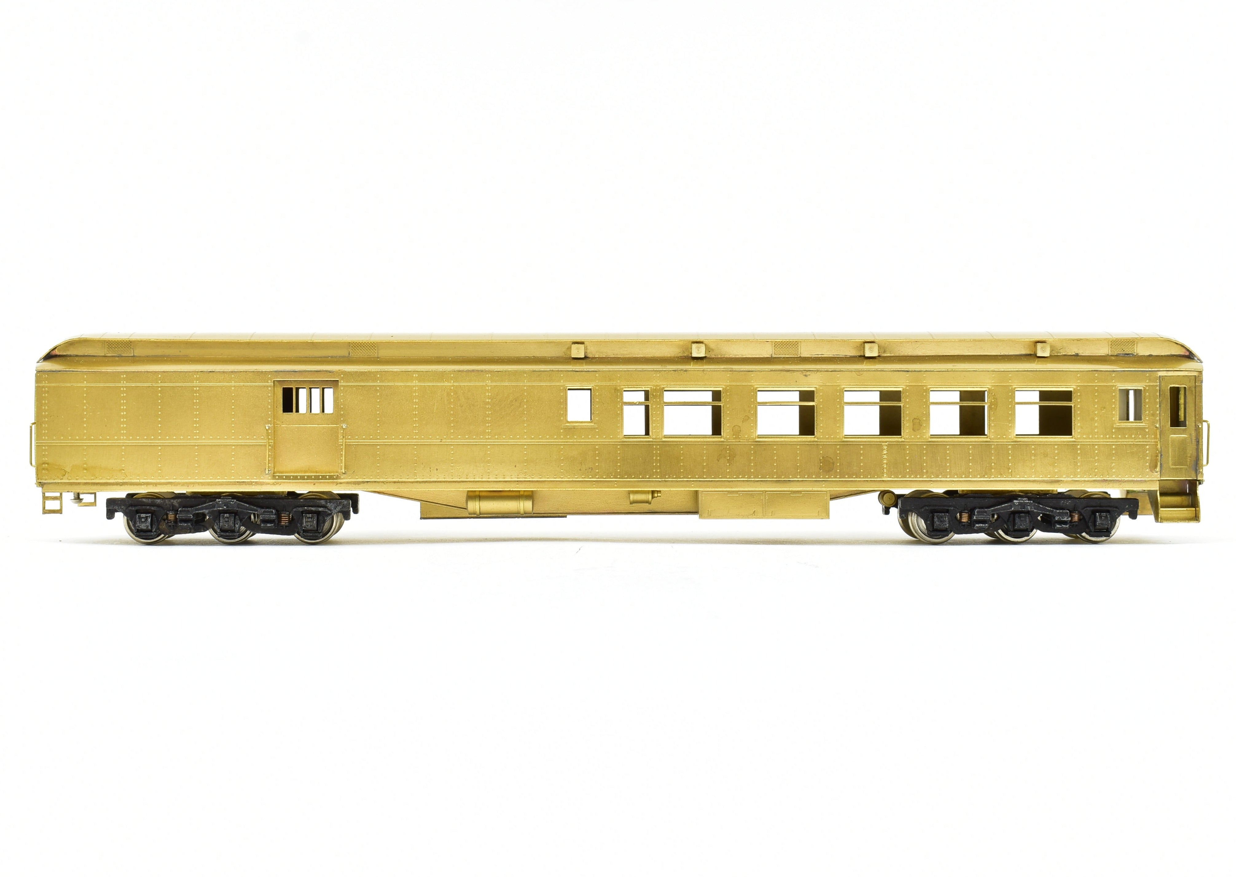 HO Scale Brass Lambert #850 ATSF - Santa Fe Heavyweight Combine Model with Central Valley Trucks for Model Train Enthusiasts