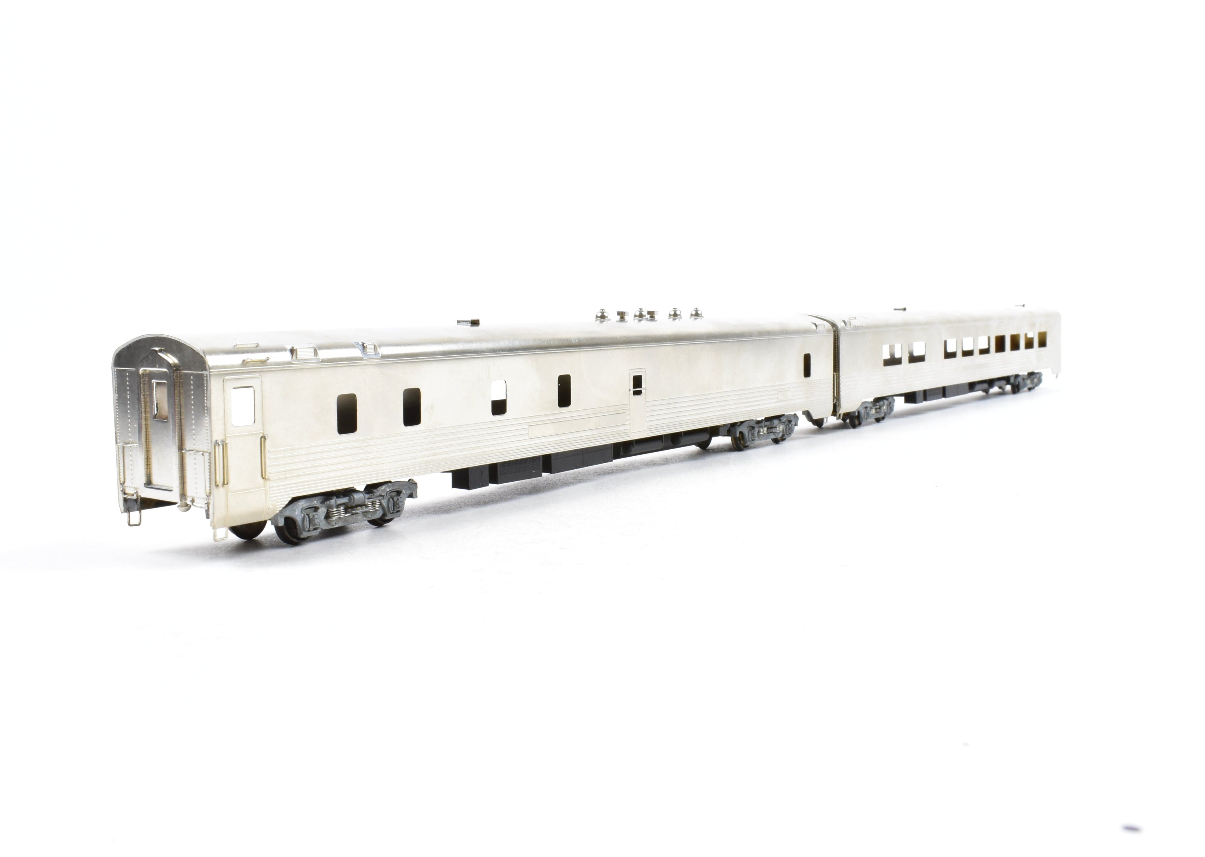 HO Scale Brass Model Train Lambert C&O - Chesapeake and Ohio 2 Unit Dorm Kitchen and Diner Set for Train Enthusiasts