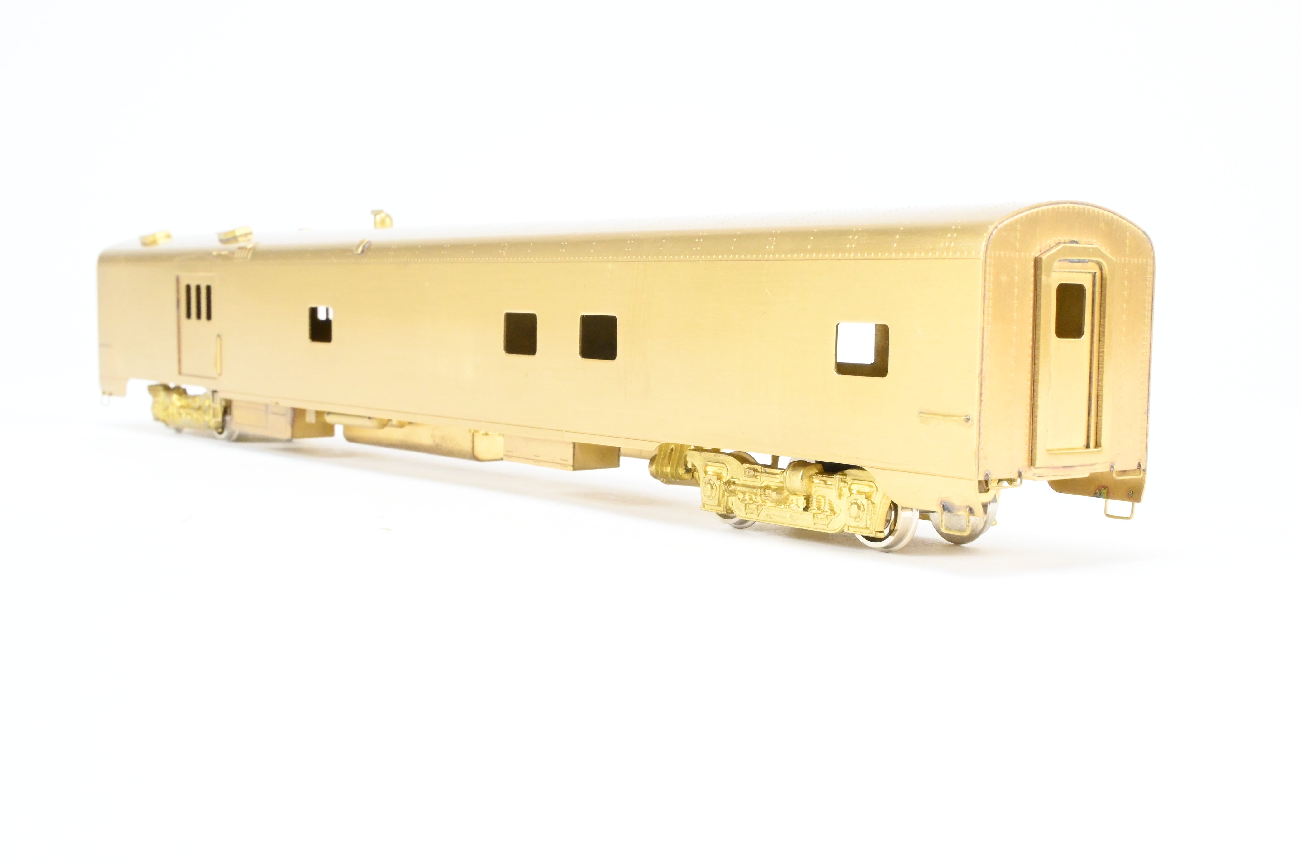 HO Brass Oriental GN - Great Northern Streamlined Empire Builder 1200 Baggage Dorm Model