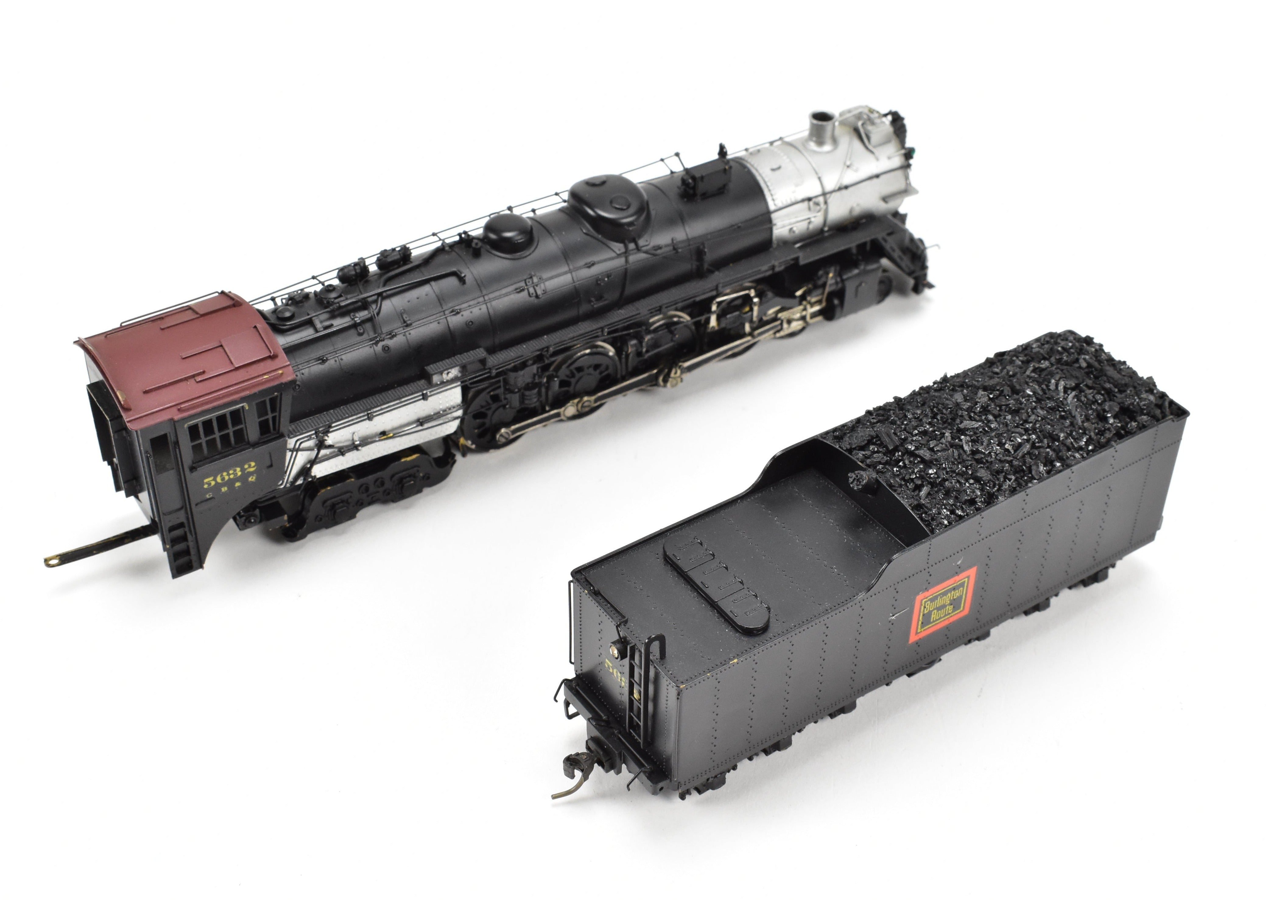 High - Quality HO Scale Brass Pacific Fast Mail Model Train - Toby CB&Q Burlington Route 4 - 8 - 4 Class O - 5, 1961 Run, Crown CP Numbered 5632