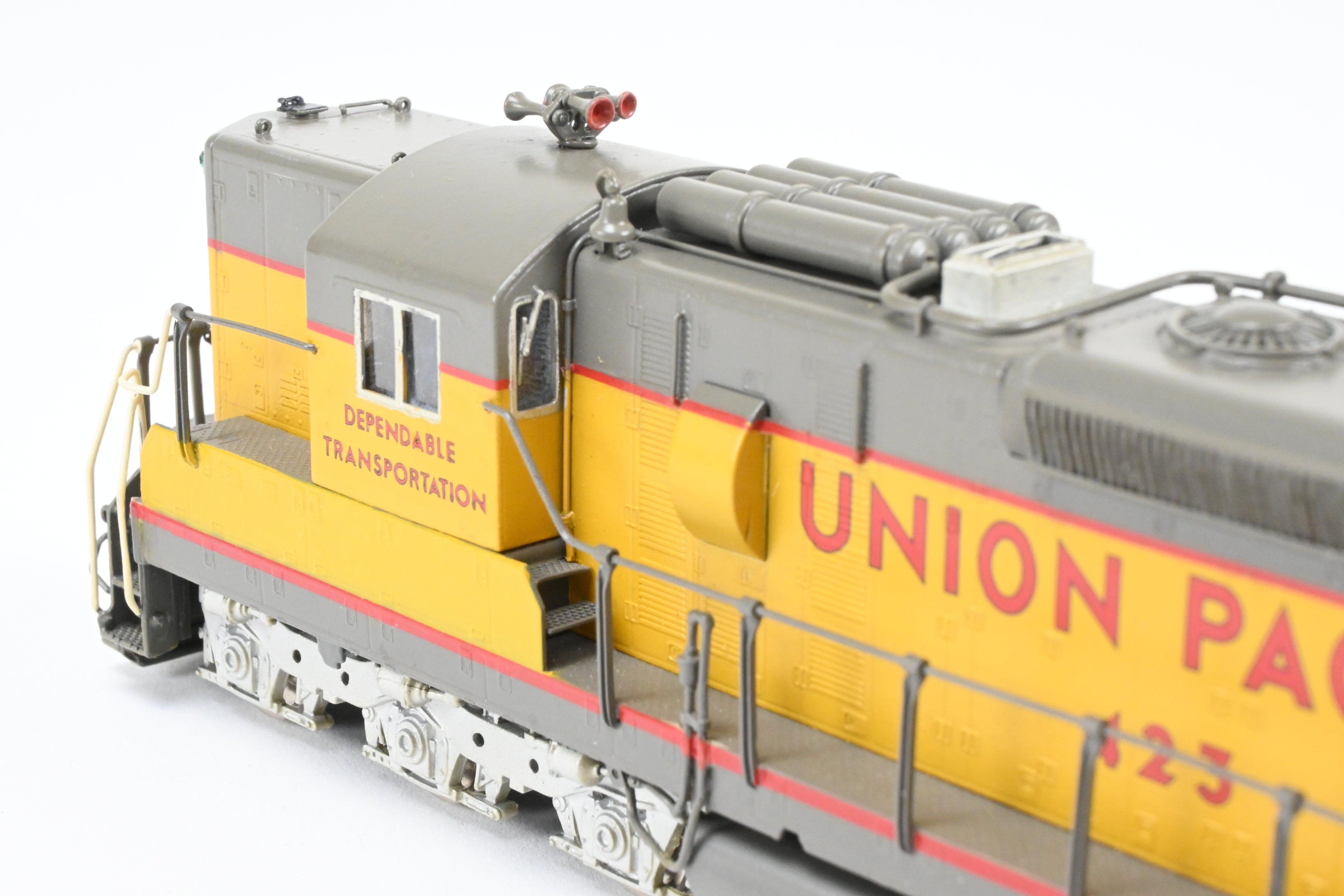HO Brass Oriental Limited UP EMD SD24 2400 HP High Hood Custom Paint #423