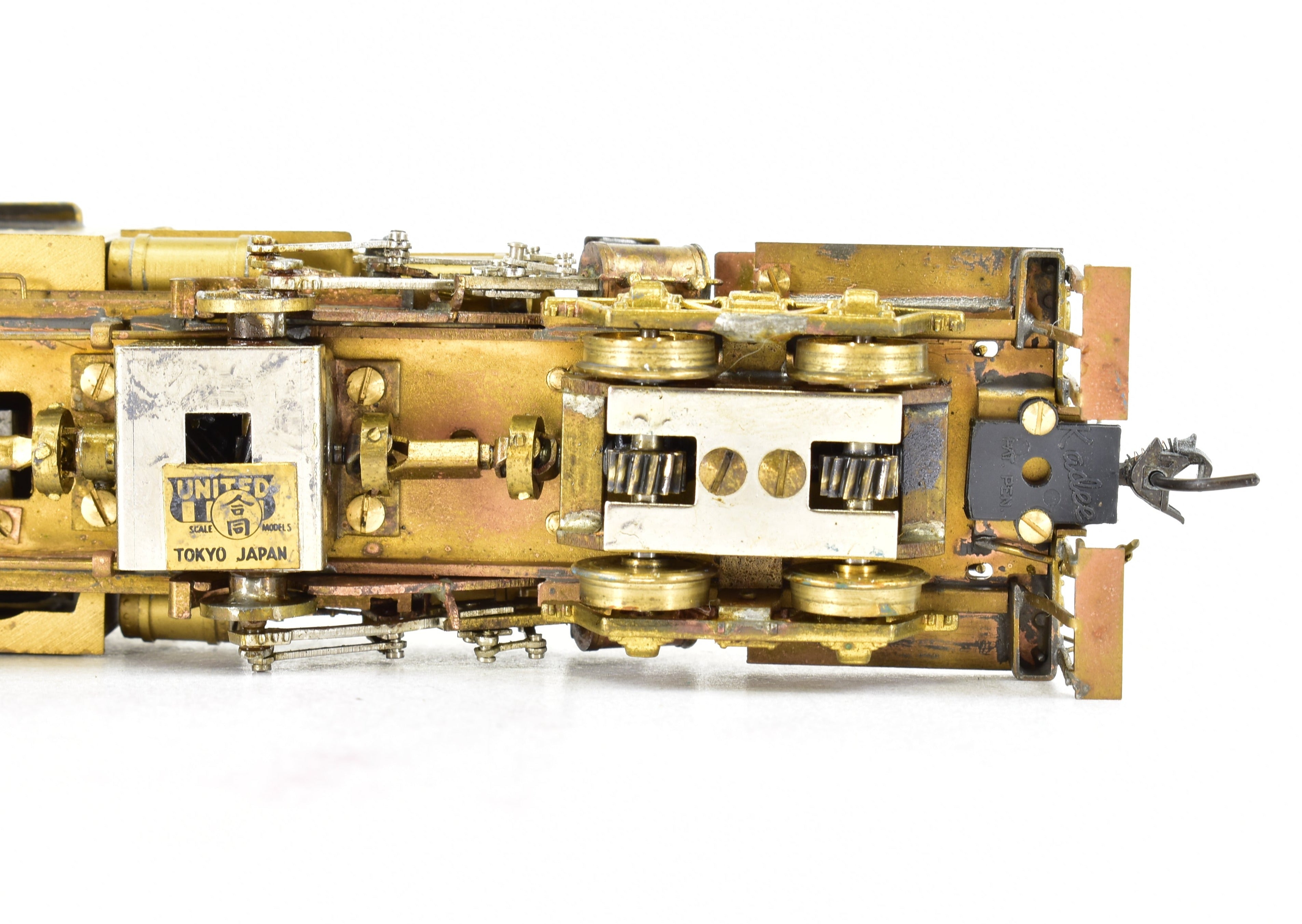 HO Scale Brass PFM - United Model of a 2 - Truck Logging Climax Geared Locomotive with an Additional Non - Geared Tender