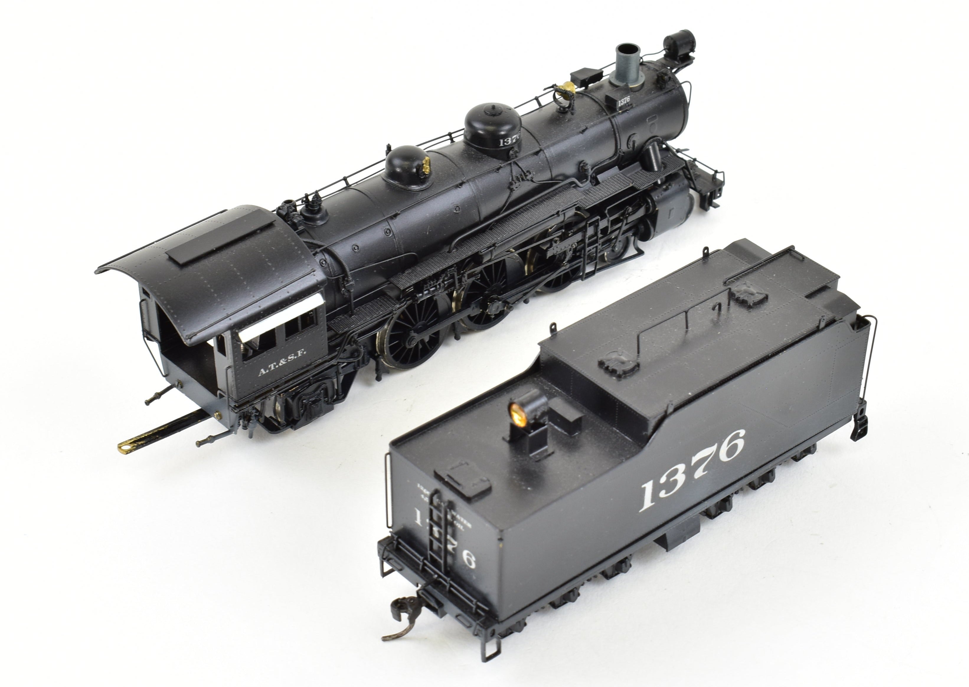 Hallmark HO Scale Brass Pacific Fast Mail Model Train - Fujiyama ATSF Santa Fe 4-6-2 Class 1337 Custom Painted with Exquisite Details